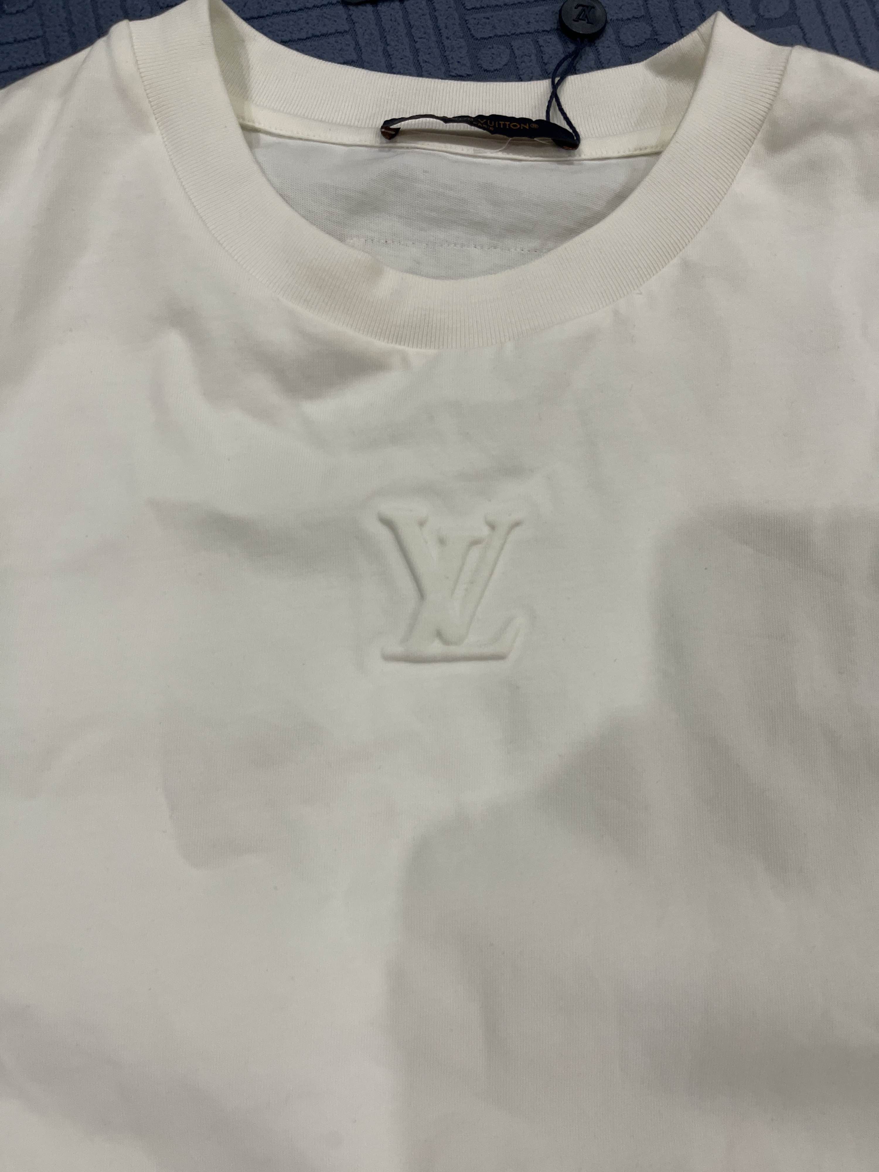 Louis Vuitton Louis Vuitton Logo Embroidered T-Shirt Size M Size US M / EU 48-50 / 2 - 3 Thumbnail