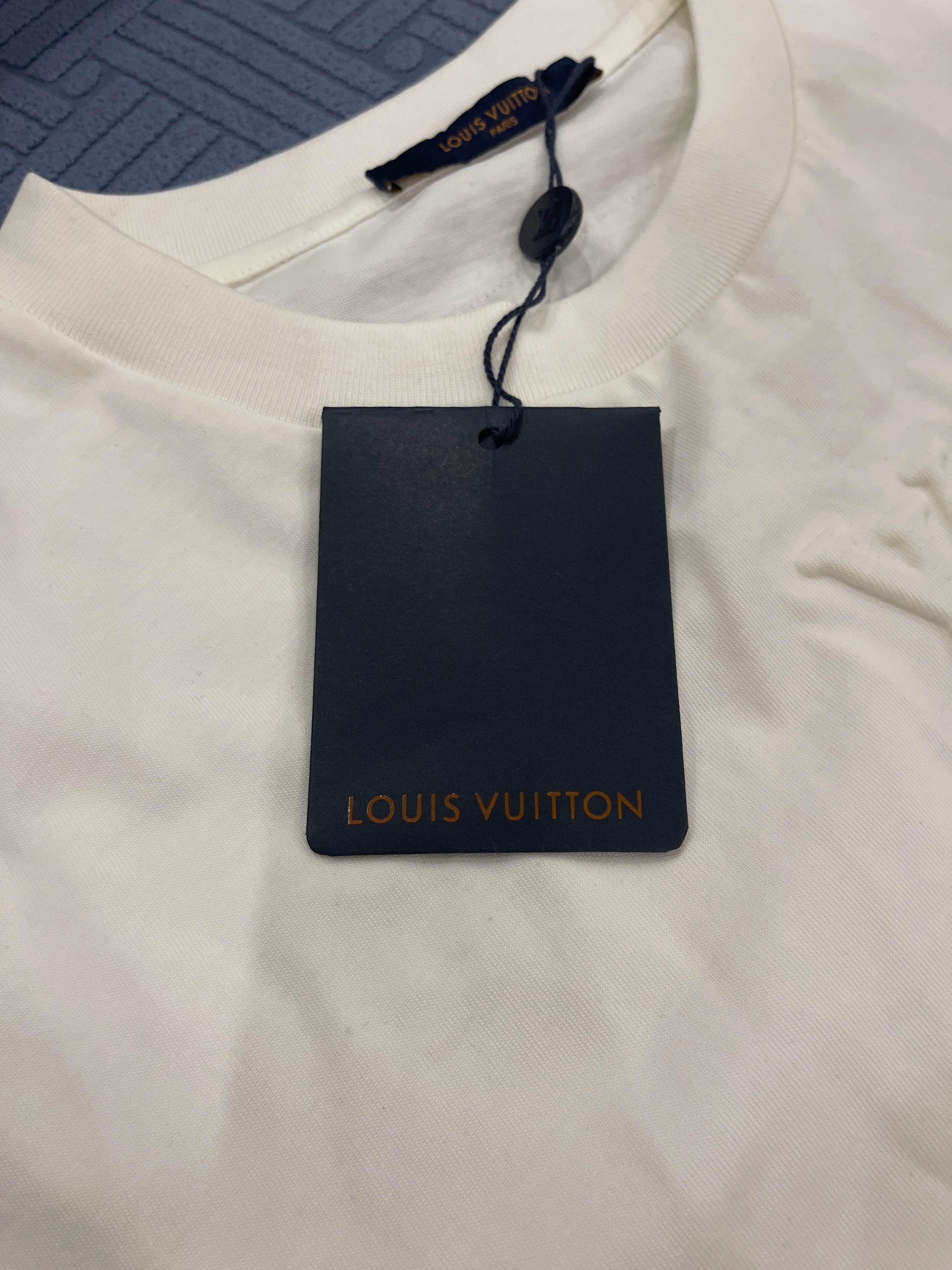 Louis Vuitton Louis Vuitton Logo Embroidered T-Shirt Size M Size US M / EU 48-50 / 2 - 5 Thumbnail