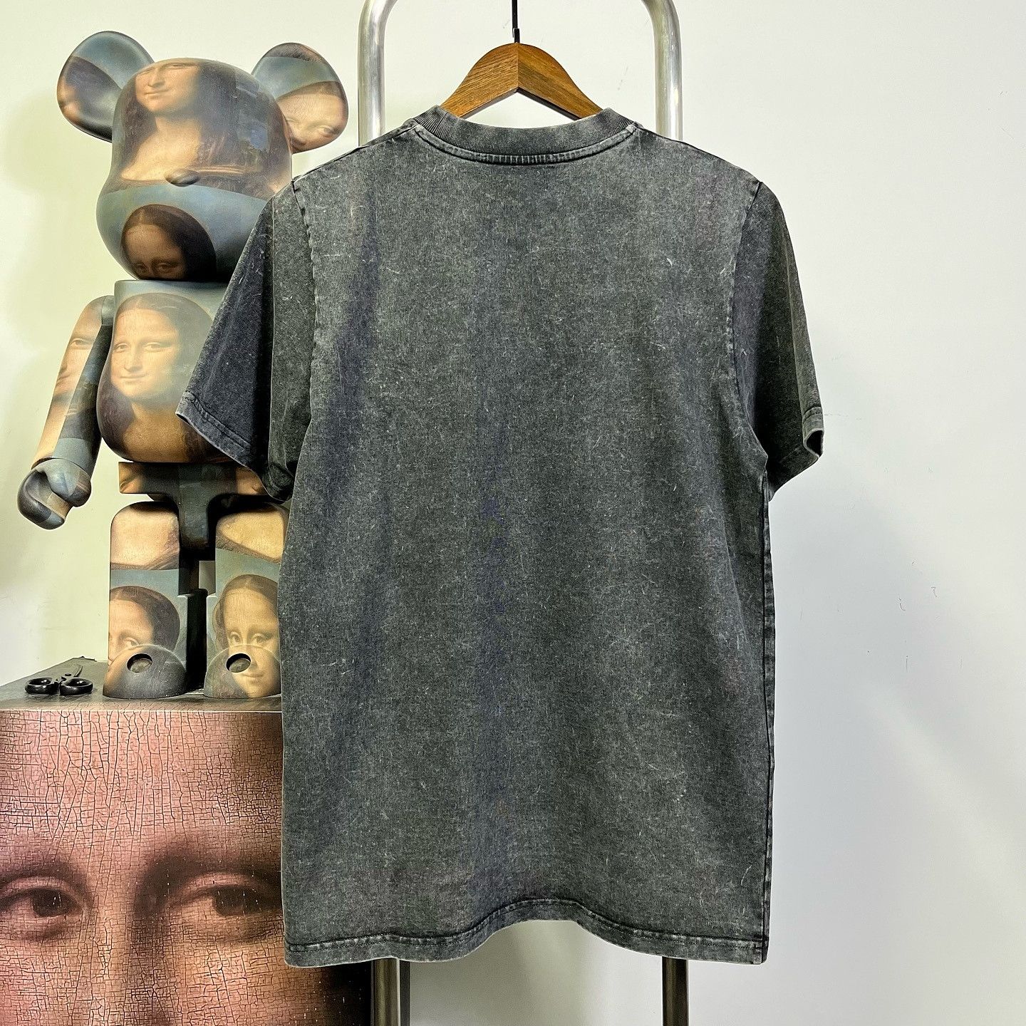 Louis Vuitton Louis Vuitton Logo Print T-Shirt Size M Size US M / EU 48-50 / 2 - 2 Thumbnail