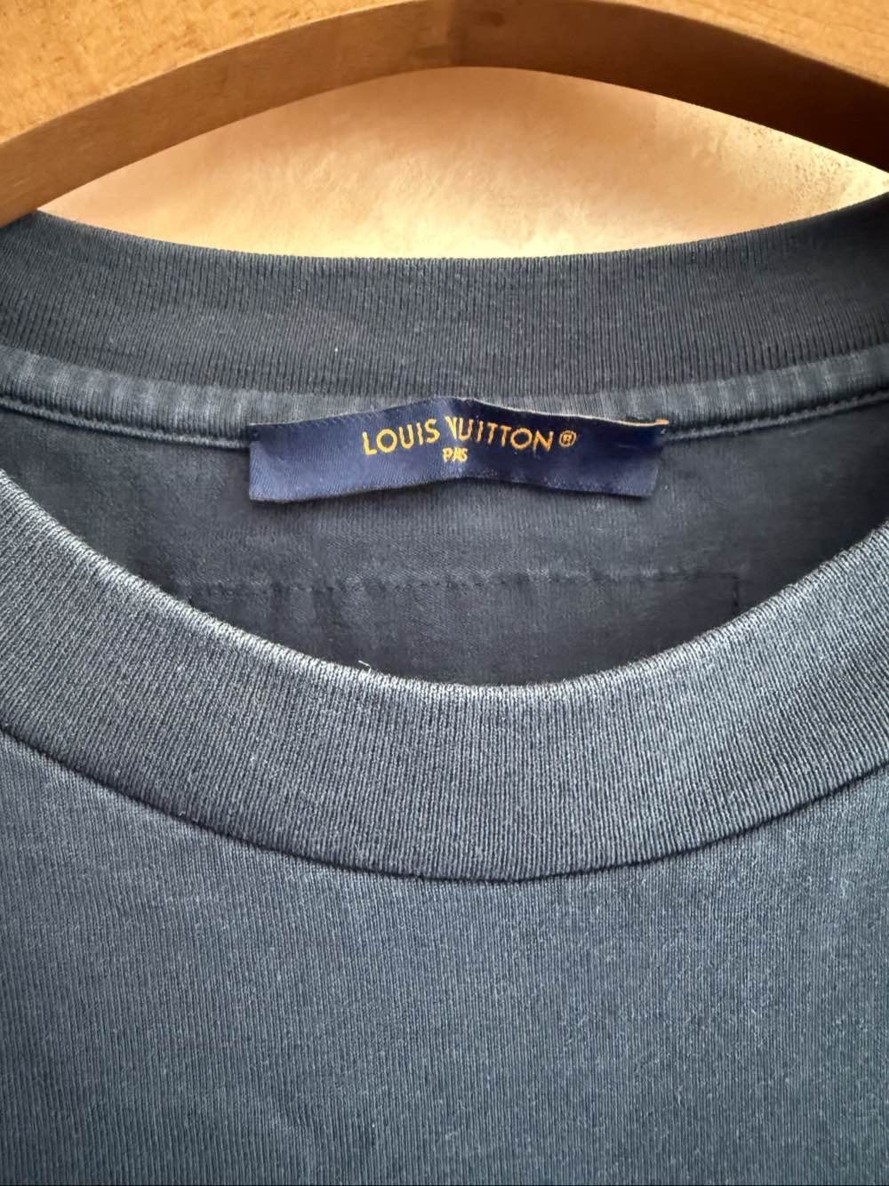 Louis Vuitton Louis Vuitton Embroidered Logo T-Shirt Size XXL Size US XXL / EU 58 / 5 - 3 Thumbnail
