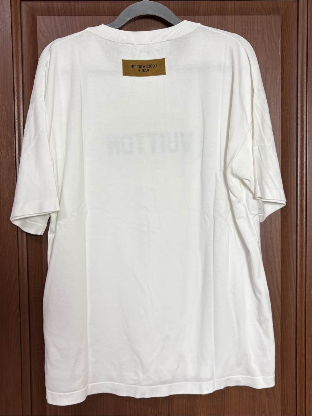 Louis Vuitton Louis Vuitton Oval Logo T-Shirt Size M Size US M / EU 48-50 / 2 - 2 Thumbnail