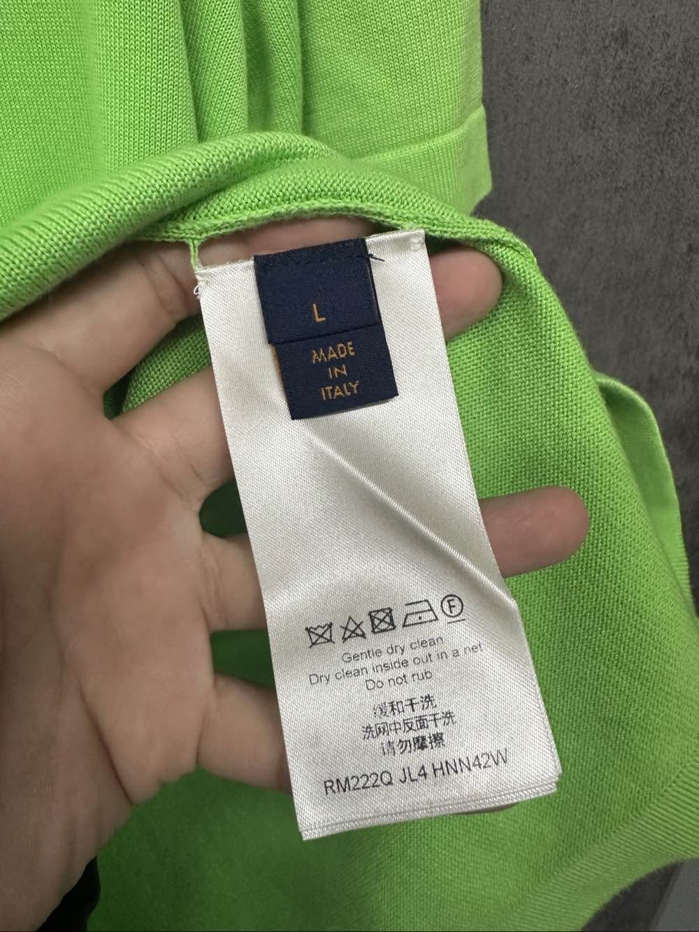Louis Vuitton Louis Vuitton Logo Embroidered Knit T-Shirt Size L Size US L / EU 52-54 / 3 - 4 Thumbnail