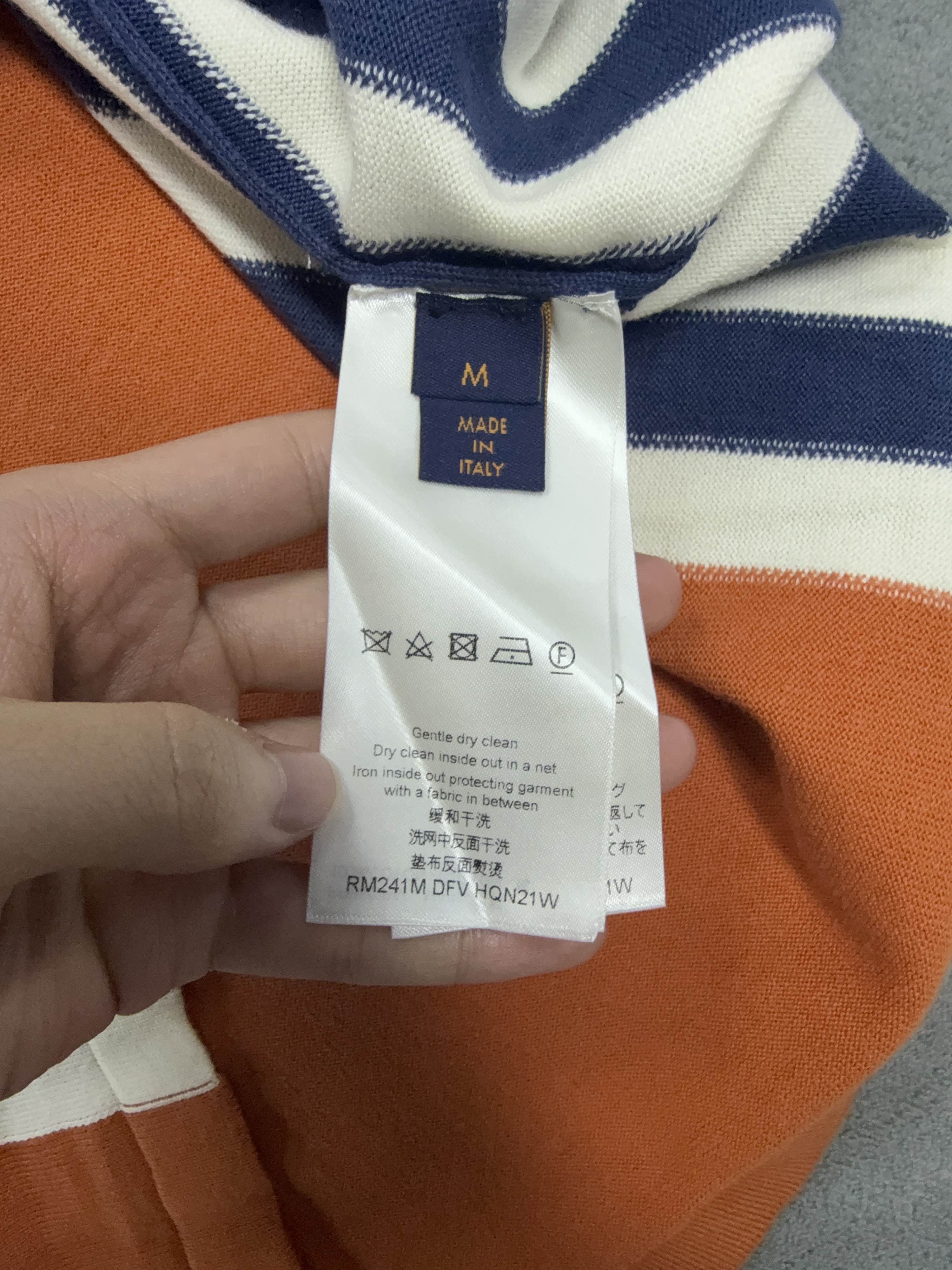 Louis Vuitton Louis Vuitton Logo Graphic Short Sleeve T-Shirt Size M Size US M / EU 48-50 / 2 - 4 Thumbnail