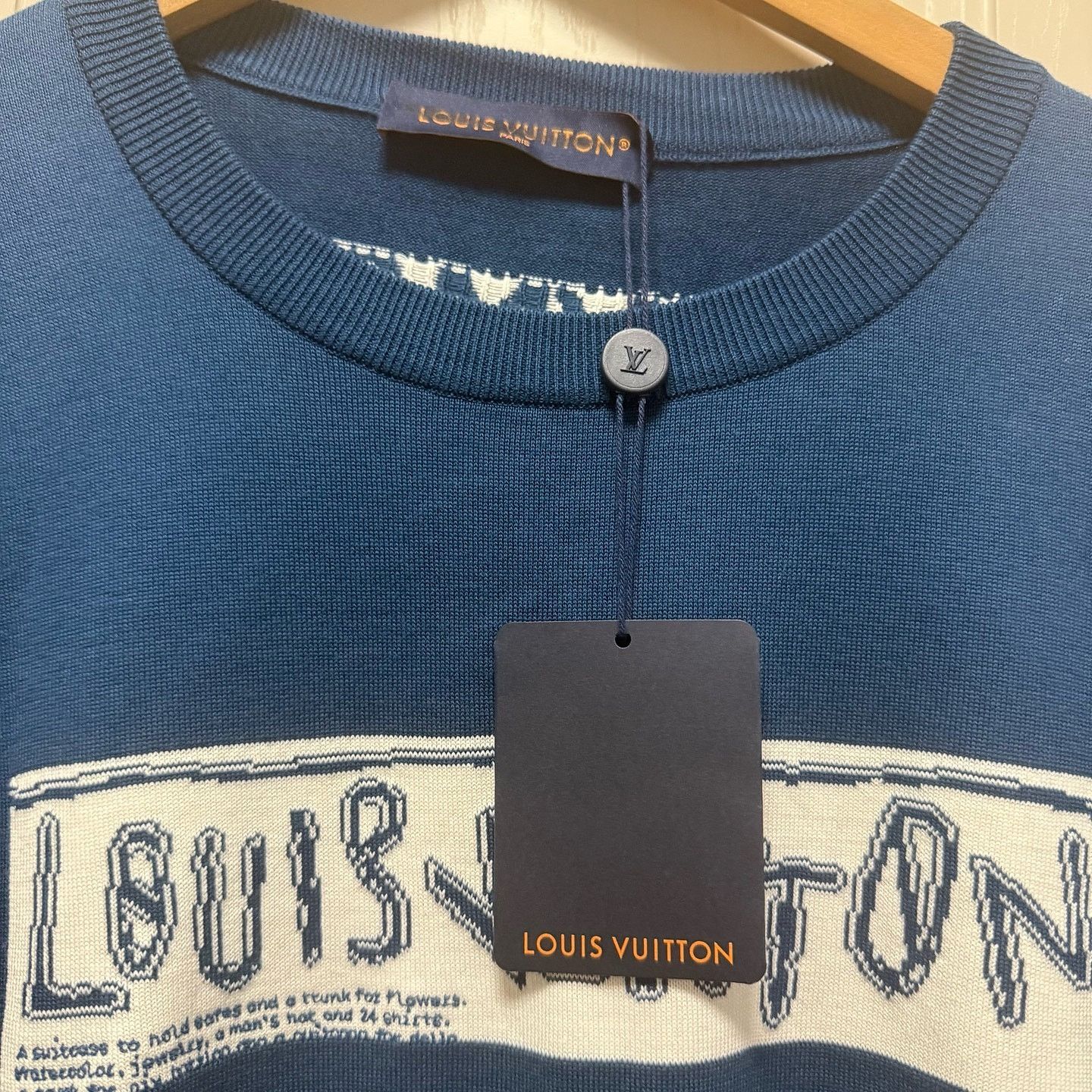 Louis Vuitton Louis Vuitton Logo Graphic T-Shirt Blue Size XL Size US XL / EU 56 / 4 - 3 Thumbnail
