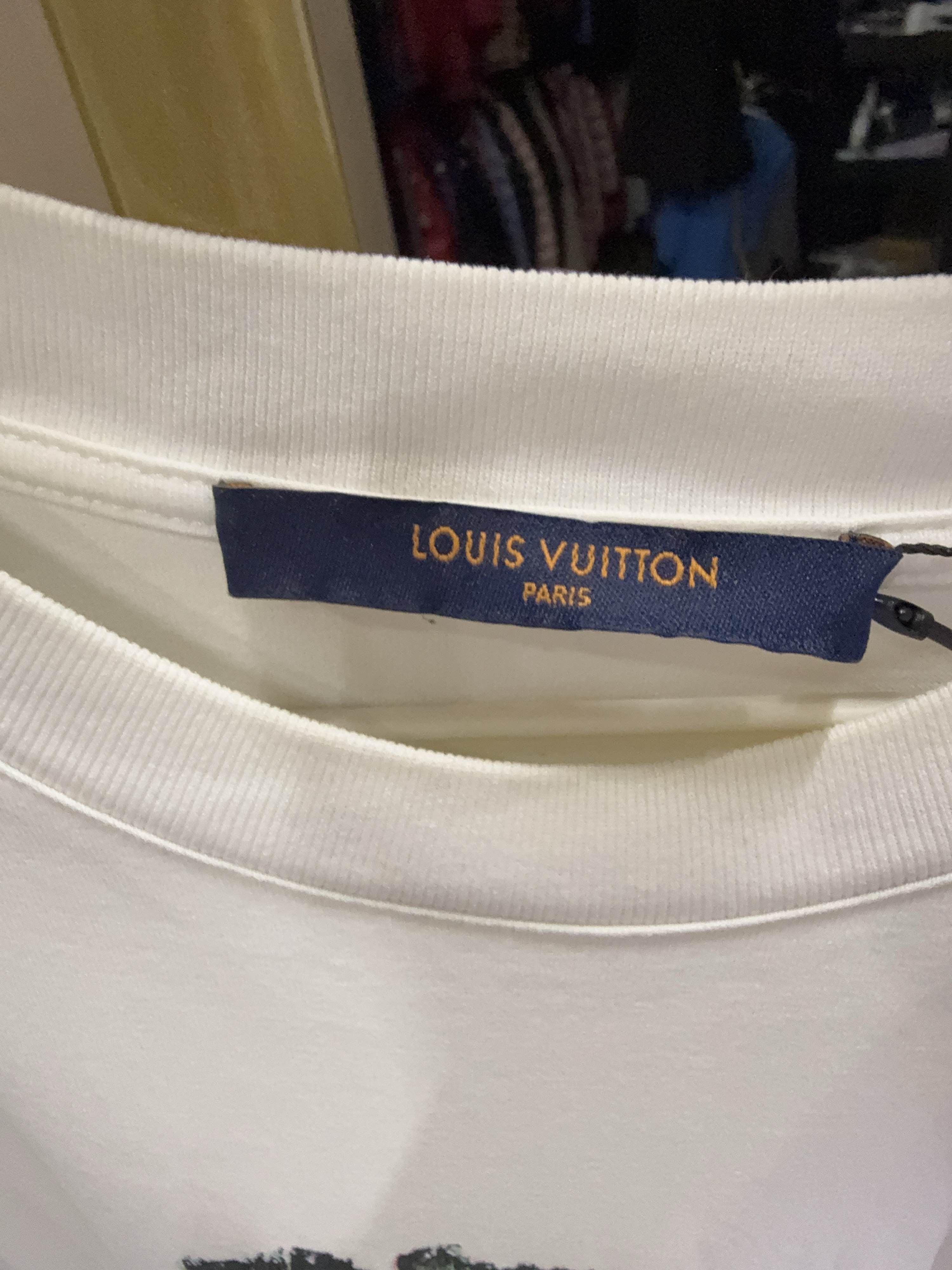Louis Vuitton Louis Vuitton Worker Print Graphic T-Shirt Size M Size US M / EU 48-50 / 2 - 3 Thumbnail