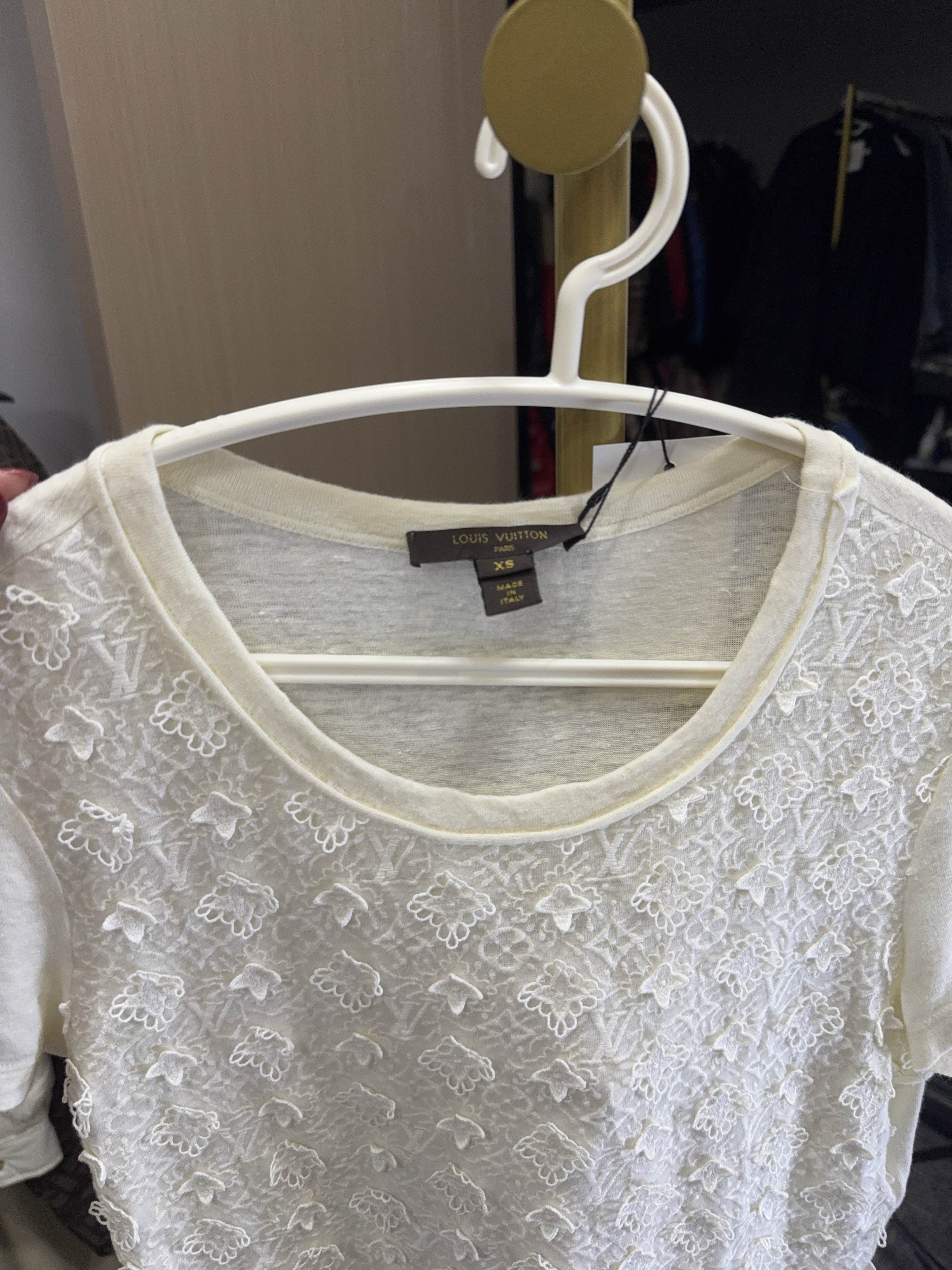 Louis Vuitton Louis Vuitton Monogram Lace T-Shirt Size XS Size XS / US 0-2 / IT 36-38 - 6 Thumbnail