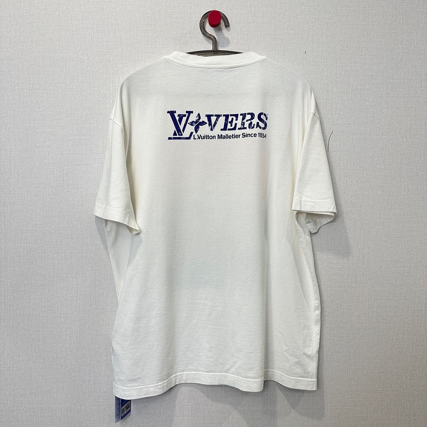 Louis Vuitton Louis Vuitton LV-vers Graphic T-Shirt Size L Size US L / EU 52-54 / 3 - 2 Thumbnail