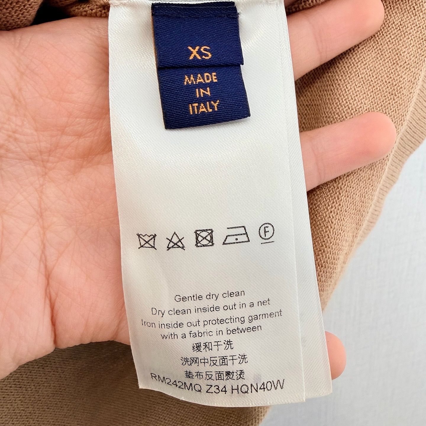 Louis Vuitton Louis Vuitton Monogram Knit T-Shirt Size XS Size US XS / EU 42 / 0 - 4 Thumbnail