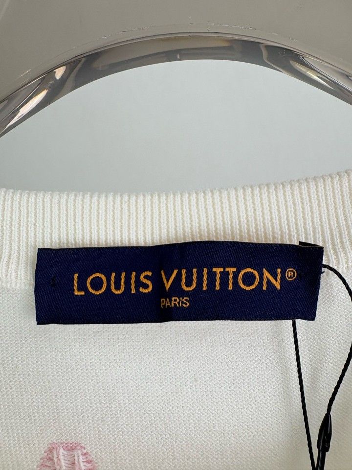 Louis Vuitton Louis Vuitton x Tyler Floral Logo Knit T-Shirt Size XL Size US XL / EU 56 / 4 - 3 Thumbnail