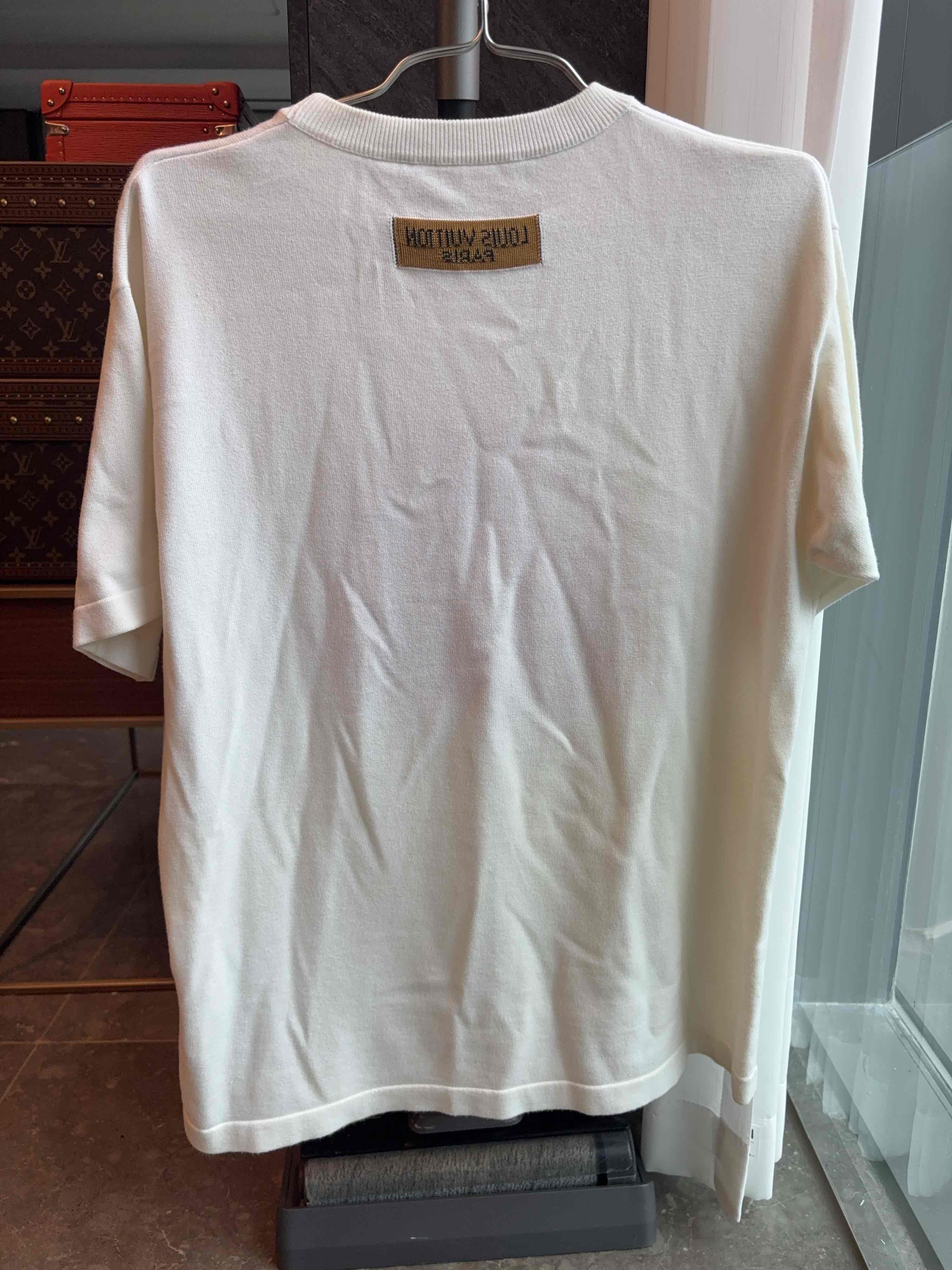 Louis Vuitton Louis Vuitton Logo Print T-Shirt Size S Size US S / EU 44-46 / 1 - 2 Thumbnail