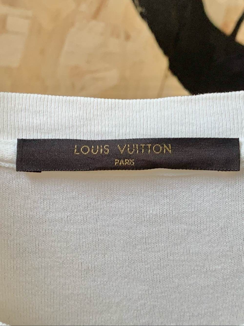 Louis Vuitton Louis Vuitton Graphic T-Shirt Size S Size US S / EU 44-46 / 1 - 3 Thumbnail