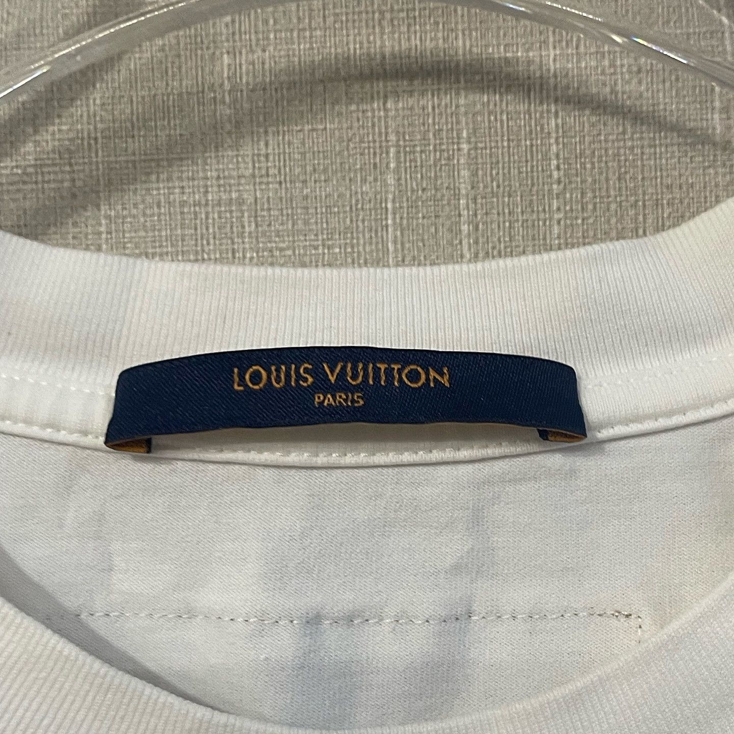 Louis Vuitton Louis Vuitton Graffiti Logo T-Shirt Size M Size US M / EU 48-50 / 2 - 3 Thumbnail