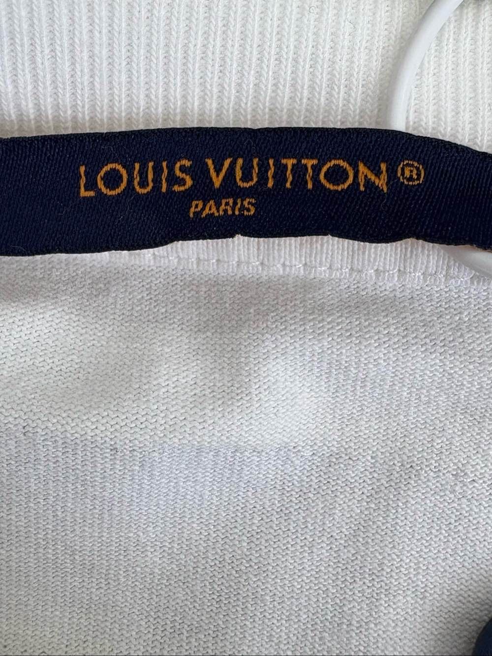 Louis Vuitton Louis Vuitton Rainbow Print T-Shirt Size M Size US M / EU 48-50 / 2 - 3 Thumbnail
