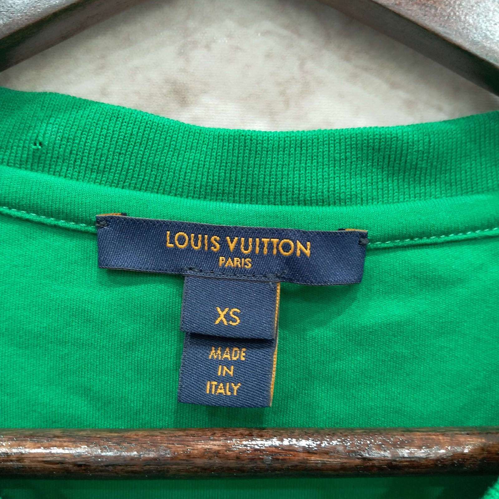 Louis Vuitton Louis Vuitton Chain Logo Patch T-Shirt Size XS Size XS / US 0-2 / IT 36-38 - 3 Thumbnail