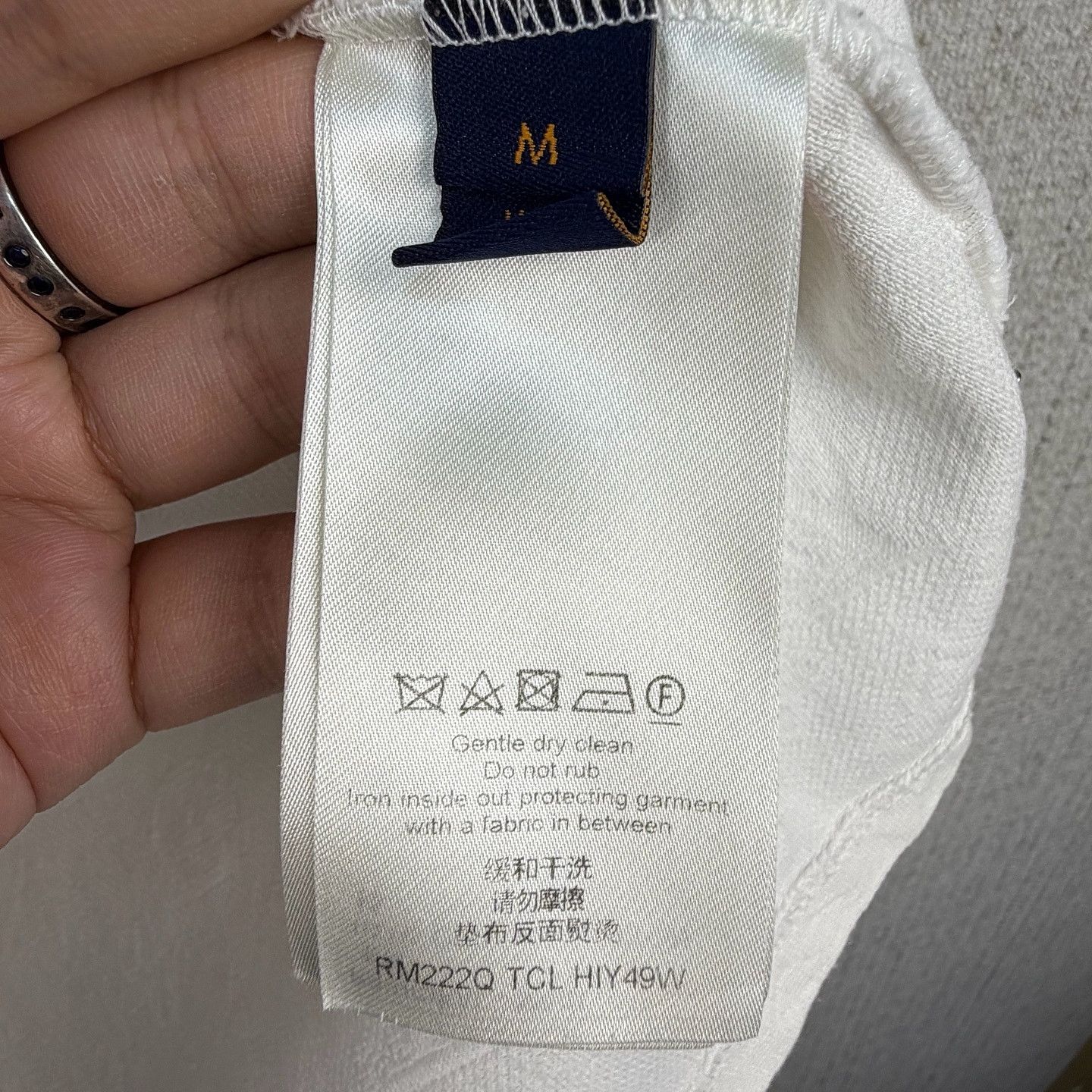 Louis Vuitton Louis Vuitton Monogram Short Sleeve T-Shirt Size M Size US M / EU 48-50 / 2 - 4 Thumbnail