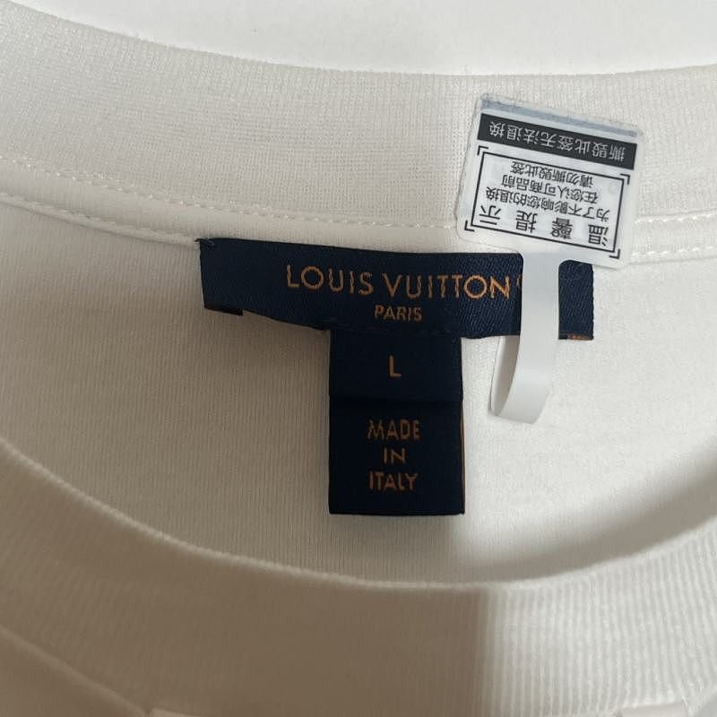 Louis Vuitton Louis Vuitton Rabbit Print T-Shirt Size L Size L / US 10 / IT 46 - 3 Thumbnail