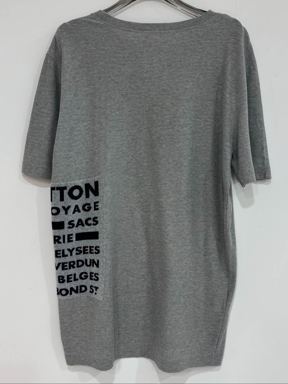 Louis Vuitton Louis Vuitton Articles De Voyage Logo T-Shirt Size XL Size US XL / EU 56 / 4 - 2 Thumbnail