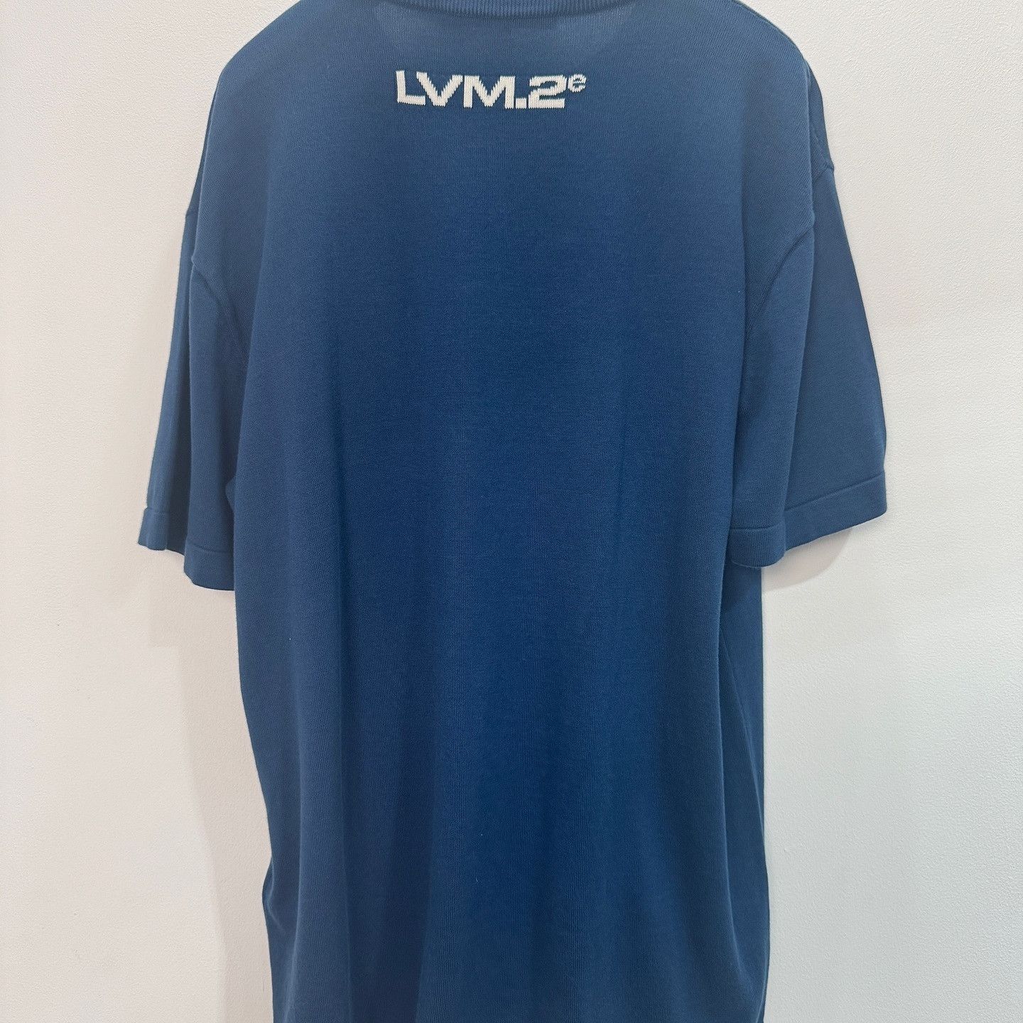 Louis Vuitton Louis Vuitton Letter Logo T-Shirt Size L Size US L / EU 52-54 / 3 - 2 Thumbnail