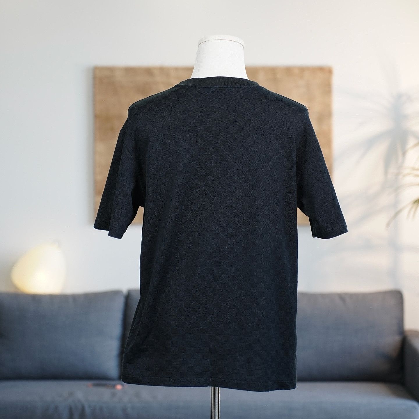 Louis Vuitton Louis Vuitton Monogram T-Shirt Size XL Size US XL / EU 56 / 4 - 2 Thumbnail
