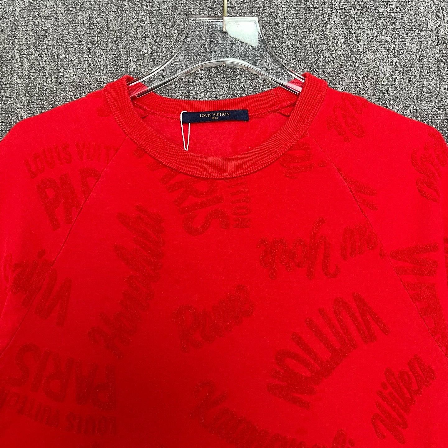 Louis Vuitton Louis Vuitton Flocked Logo City Print T-Shirt Size M Size US M / EU 48-50 / 2 - 3 Thumbnail