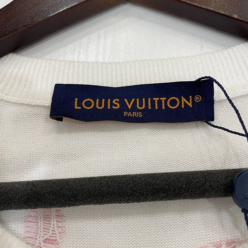 Louis Vuitton Louis Vuitton x Tyler Floral Logo T-Shirt Size L Size US L / EU 52-54 / 3 - 3 Thumbnail