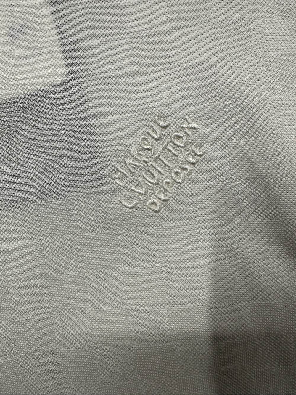 Louis Vuitton Louis Vuitton Embroidered Logo T-Shirt Size XXL Size US XXL / EU 58 / 5 - 6 Thumbnail