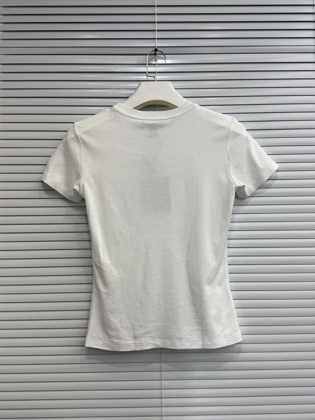 Louis Vuitton Louis Vuitton World Tour Graphic T-Shirt Size XS Size XS / US 0-2 / IT 36-38 - 2 Thumbnail