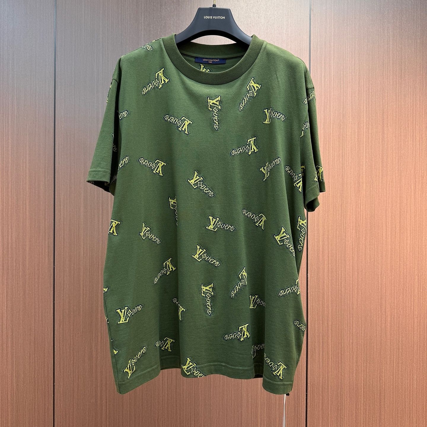 Louis Vuitton Louis Vuitton Monogram Logo T-Shirt Size XL Size US XL / EU 56 / 4 - 6 Thumbnail