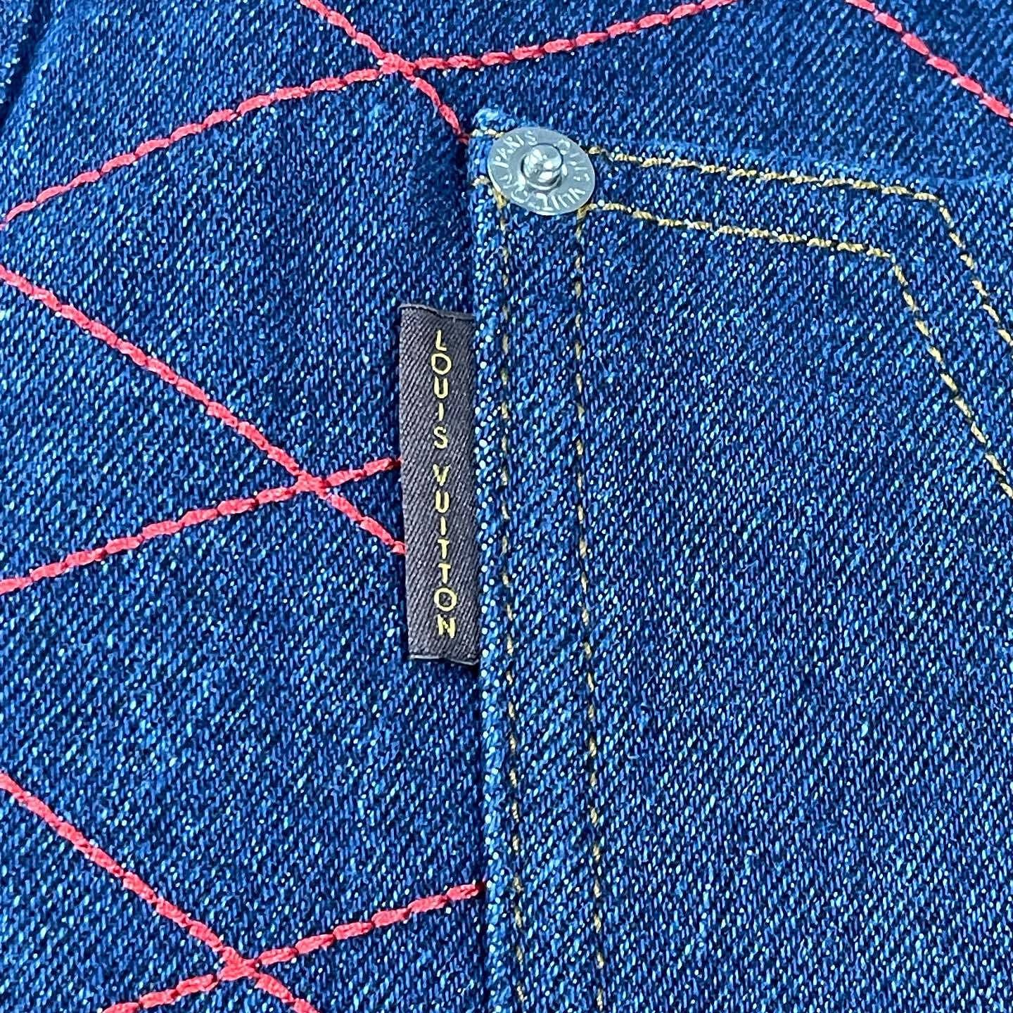 Louis Vuitton Louis Vuitton Quilted Denim Mini Skirt Size 34 Size 25" / US 0 / IT 36 - 8 Thumbnail