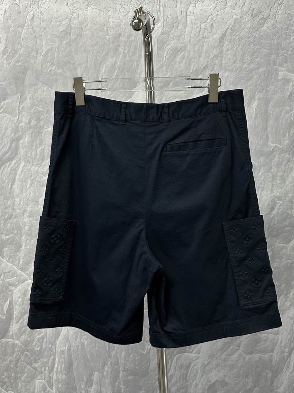 Louis Vuitton Louis Vuitton Monogram Pocket Shorts Size 50 Size US 34 / EU 50 - 2 Thumbnail