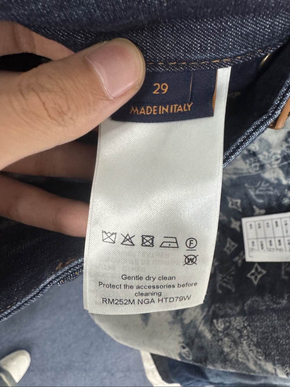 Louis Vuitton Louis Vuitton Monogram Shorts Size 29 Size US 29 - 4 Thumbnail