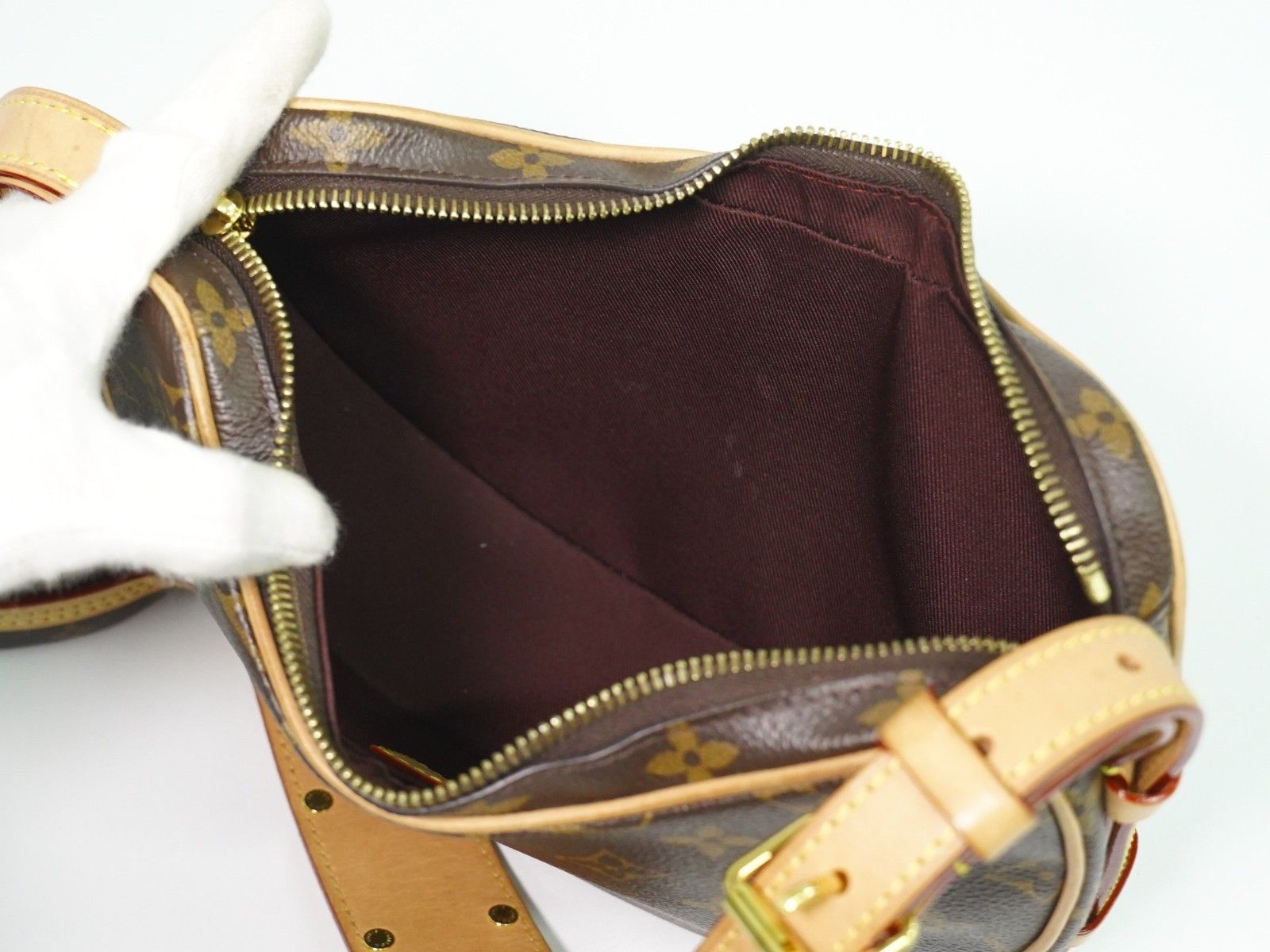 Louis Vuitton Louis Vuitton Croissant Handbag Monogram Canvas Size ONE SIZE - 16 Thumbnail