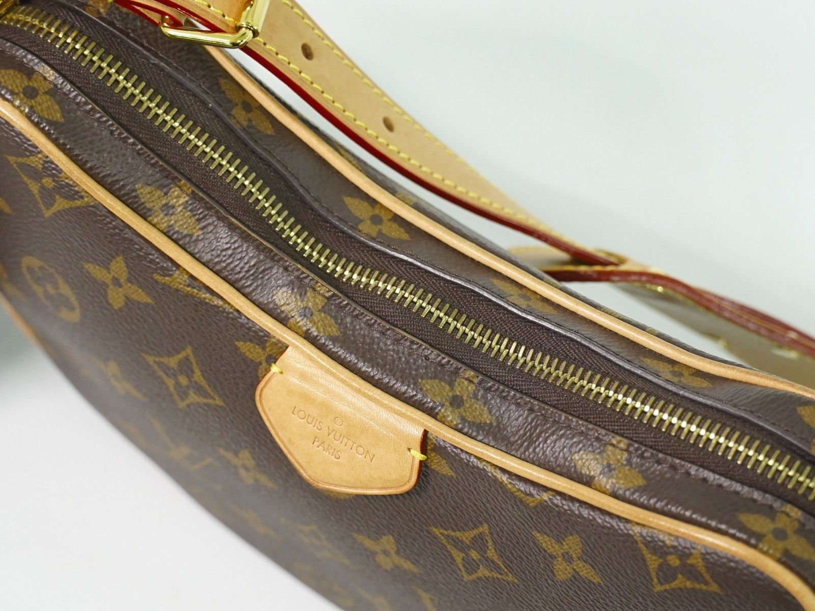 Louis Vuitton Louis Vuitton Croissant Handbag Monogram Canvas Size ONE SIZE - 14 Thumbnail