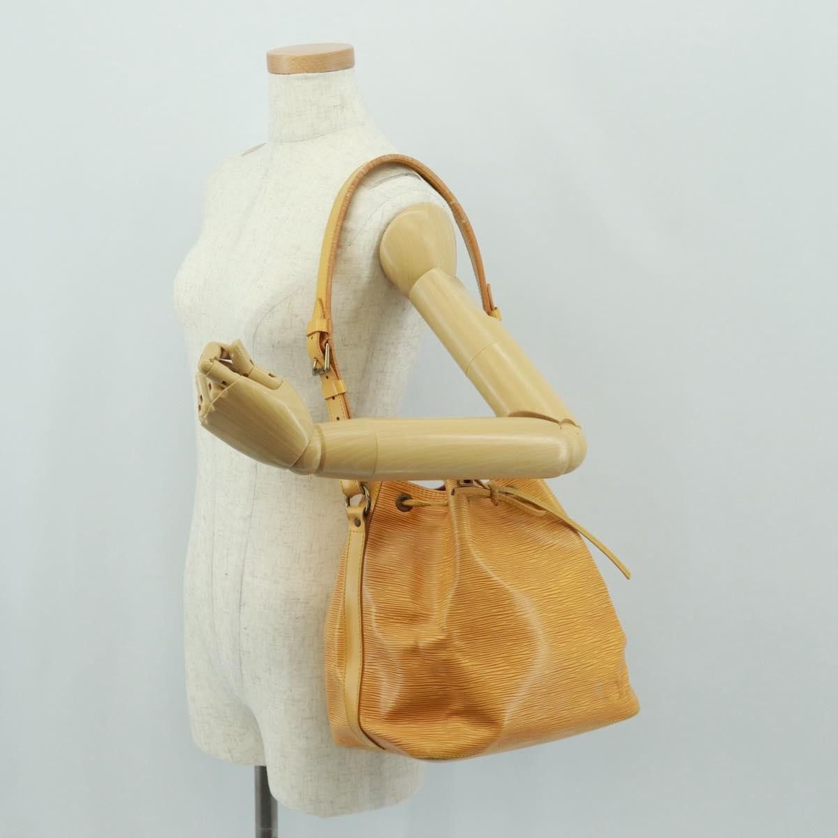 Louis Vuitton Louis Vuitton Petit Noe Epi Leather Size ONE SIZE - 14 Thumbnail