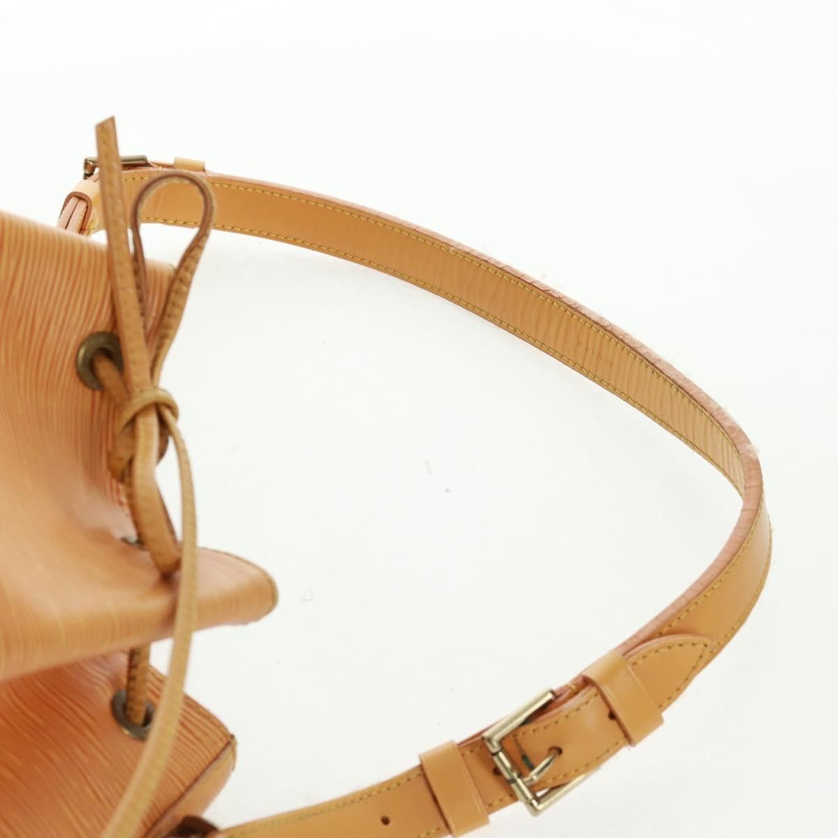 Louis Vuitton Louis Vuitton Petit Noe Epi Leather Size ONE SIZE - 18 Thumbnail