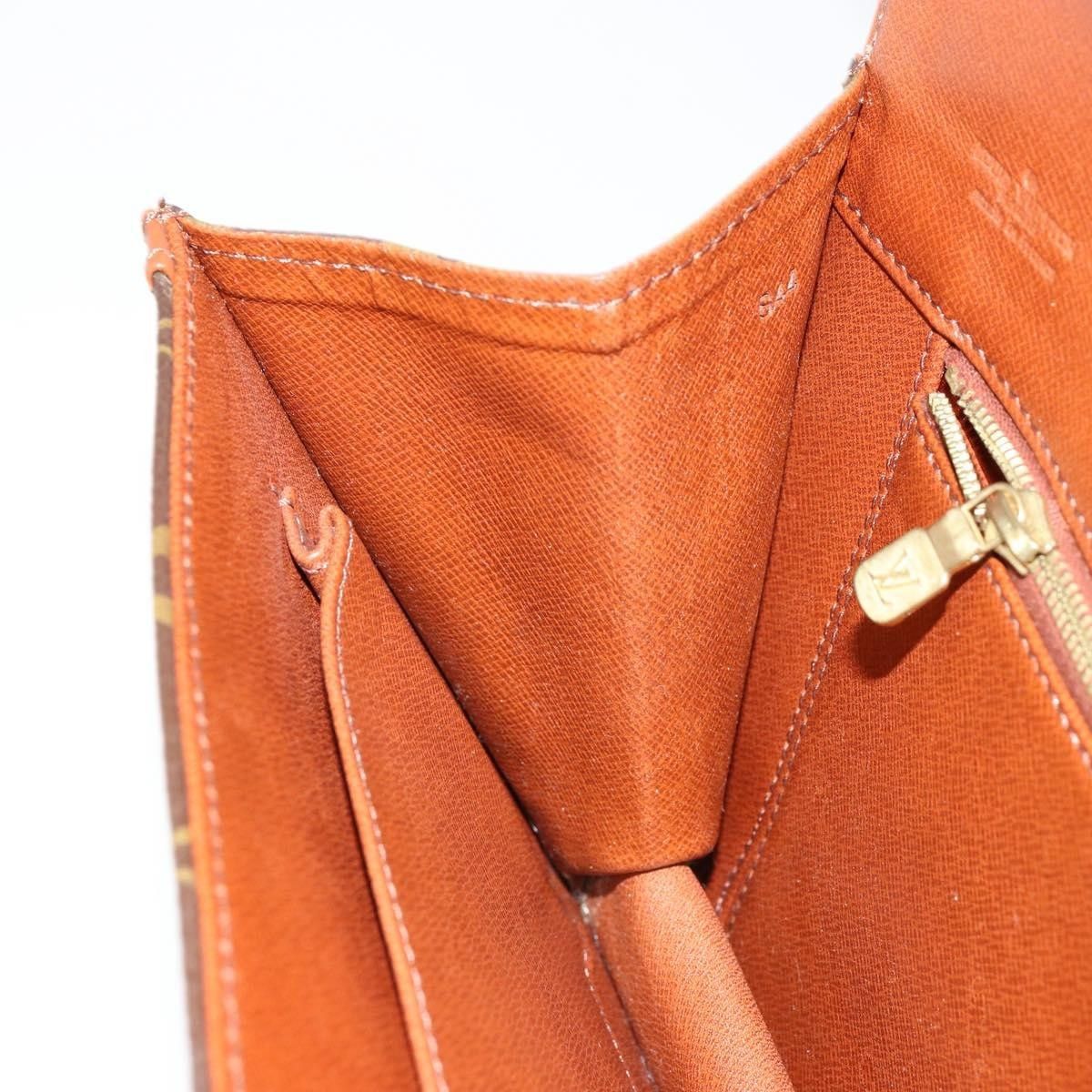 Louis Vuitton Louis Vuitton Dame Pochette Monogram Canvas Size ONE SIZE - 17 Thumbnail