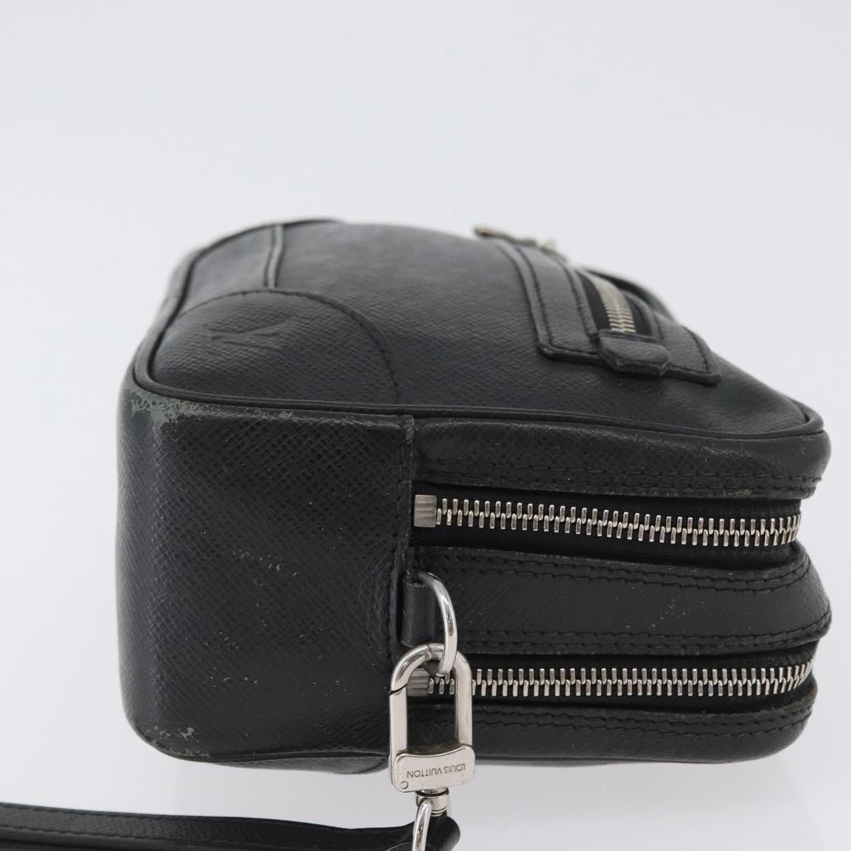 Louis Vuitton Louis Vuitton Pavel Taiga Leather Size ONE SIZE - 3 Thumbnail