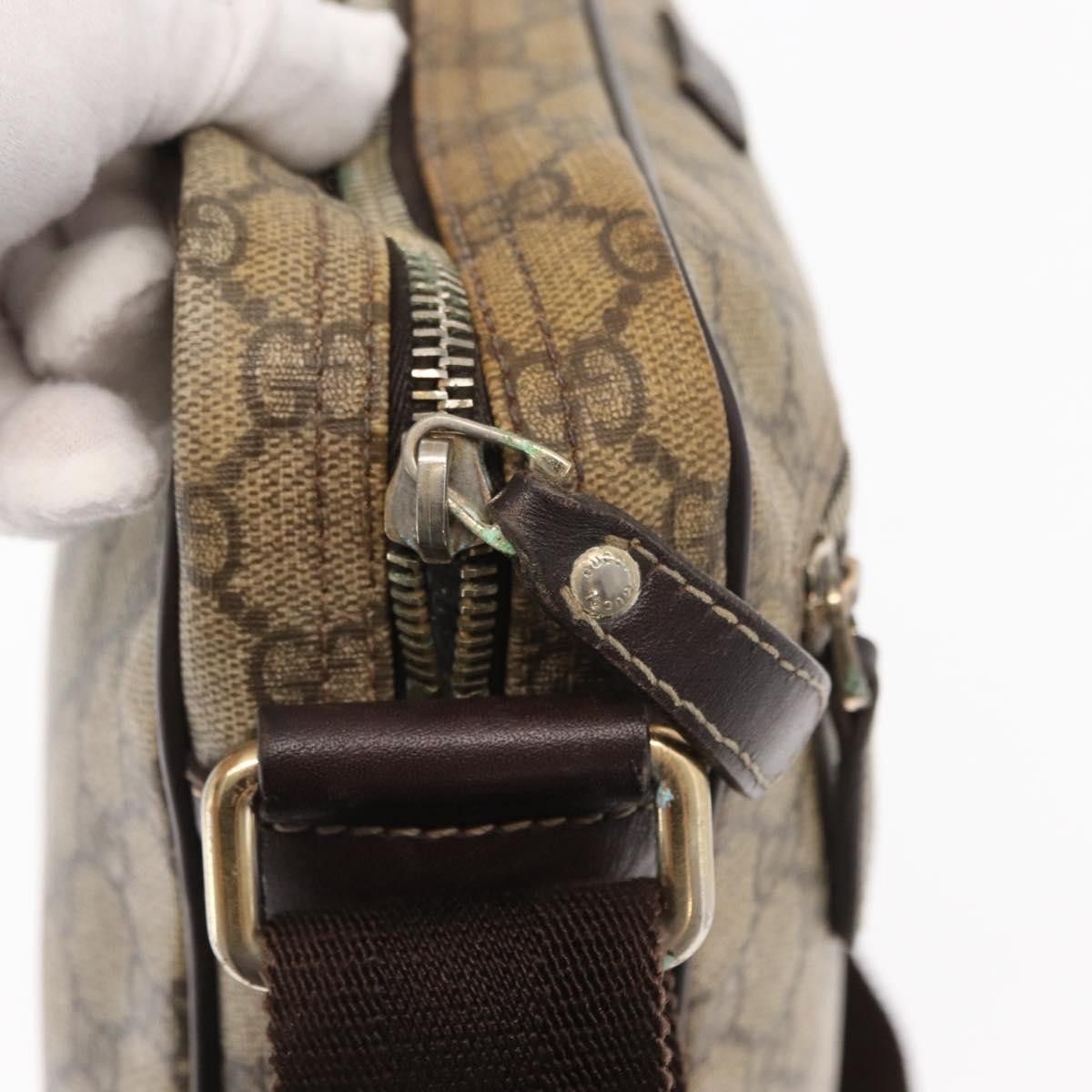 Gucci Gucci Front Zip Messenger GG Coated Canvas Size ONE SIZE - 13 Thumbnail