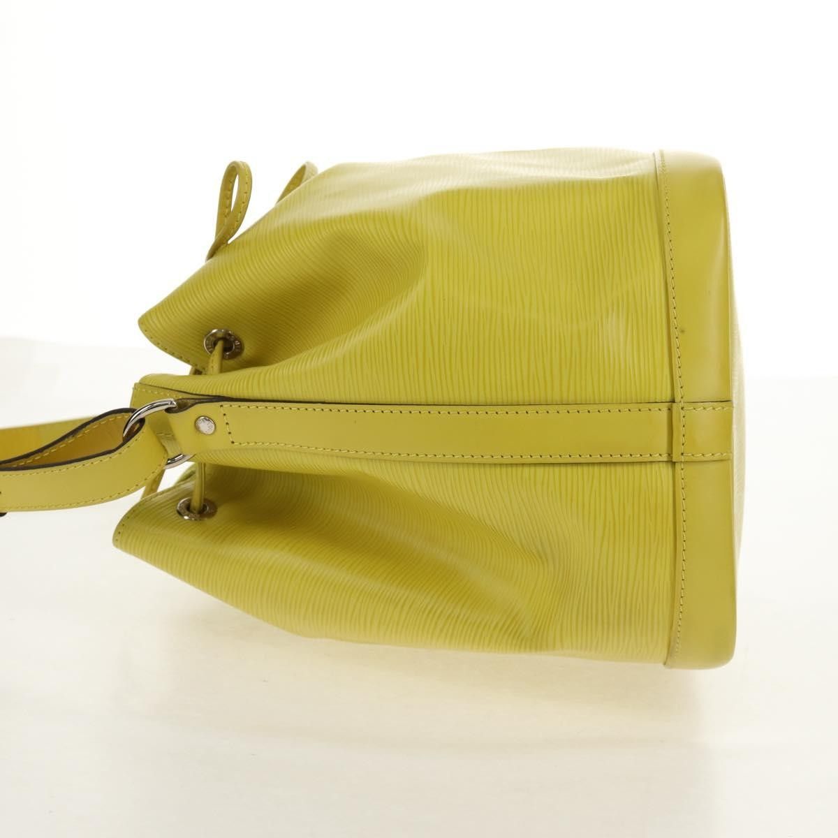 Louis Vuitton Louis Vuitton Petit Noe Handbag Epi Leather Size ONE SIZE - 3 Thumbnail