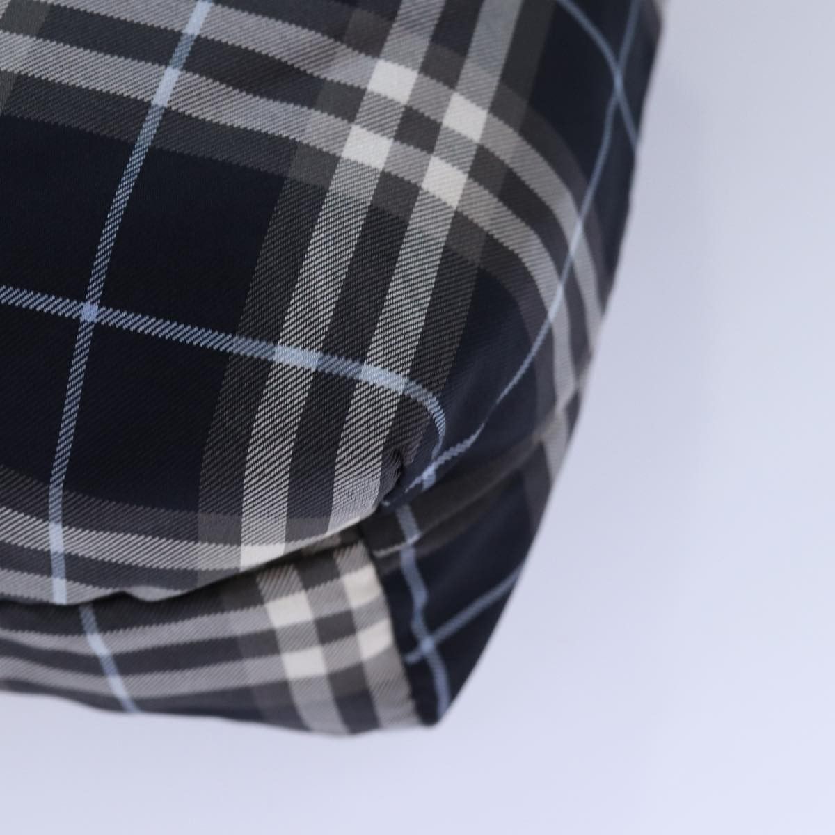 Burberry Burberry Nova Check Blue Label Nylon Size ONE SIZE - 12 Thumbnail