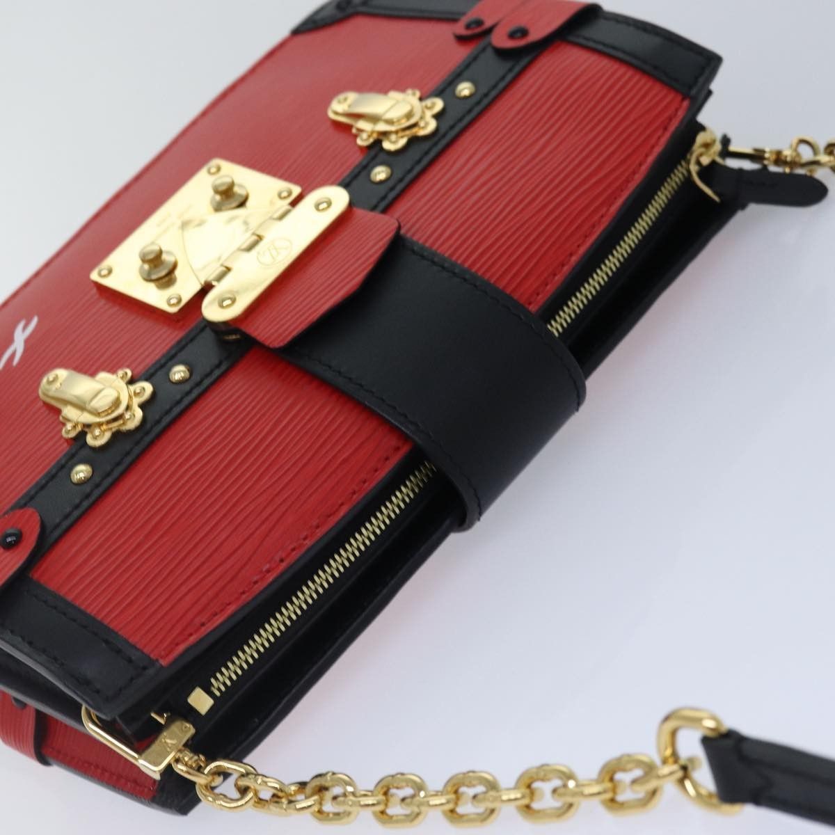Louis Vuitton Louis Vuitton Trunk Clutch Epi Leather Size ONE SIZE - 18 Thumbnail