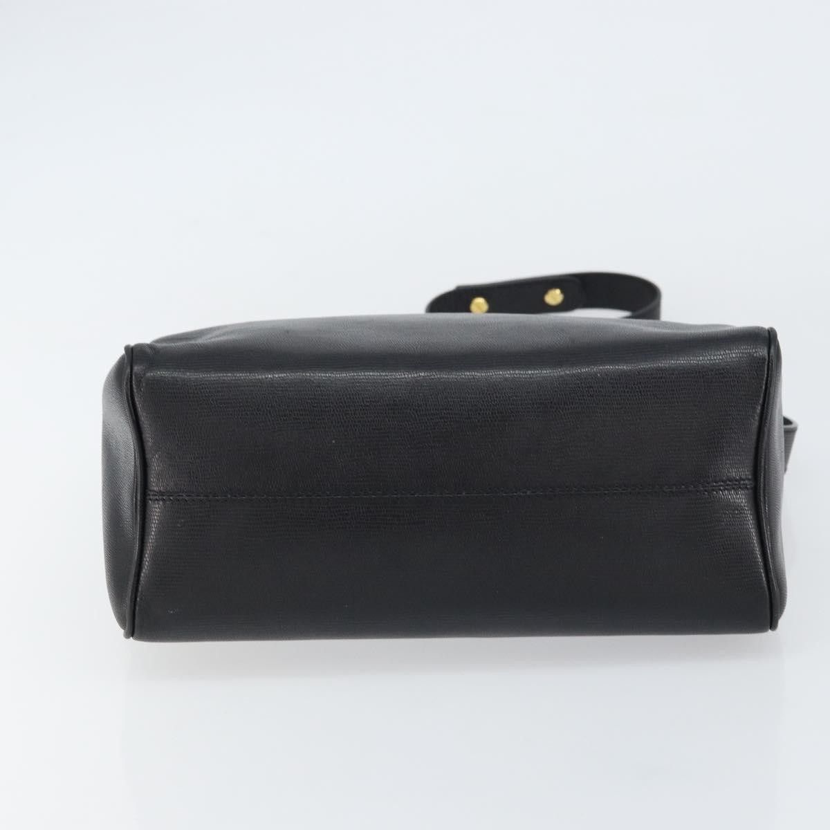 Celine Celine Circle Logo Shoulder Bag Leather Size ONE SIZE - 15 Thumbnail