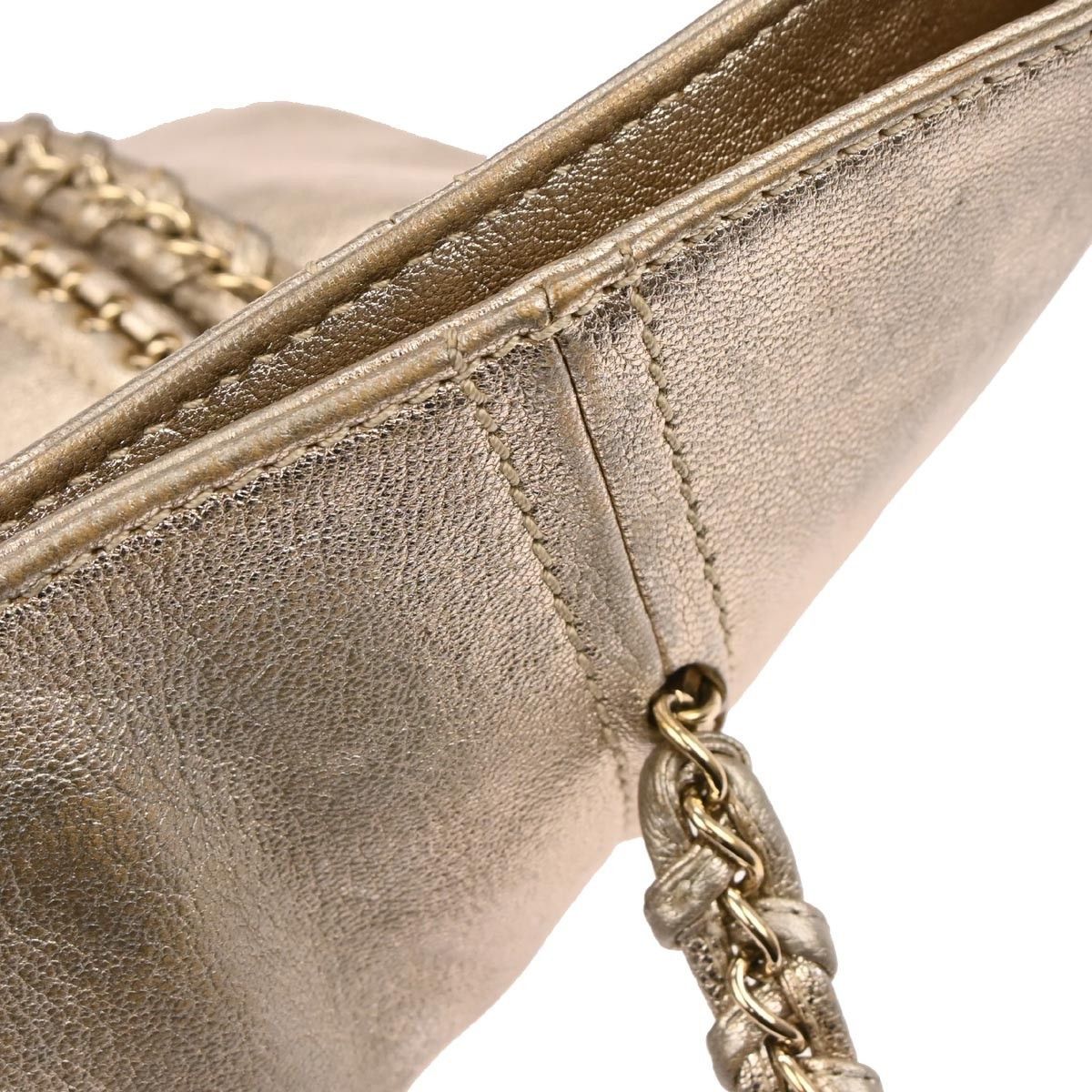 Chanel Chanel Luxe Ligne Zipped Tote Leather Size ONE SIZE - 8 Thumbnail