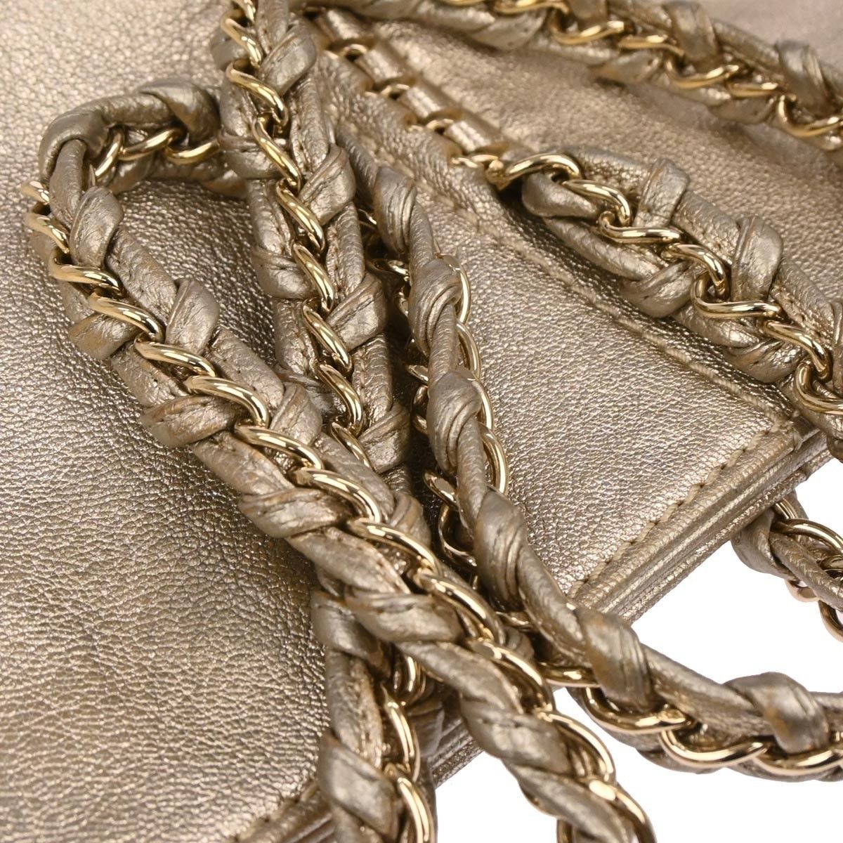 Chanel Chanel Luxe Ligne Zipped Tote Leather Size ONE SIZE - 6 Thumbnail