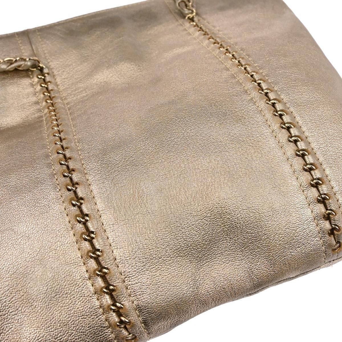 Chanel Chanel Luxe Ligne Zipped Tote Leather Size ONE SIZE - 10 Thumbnail
