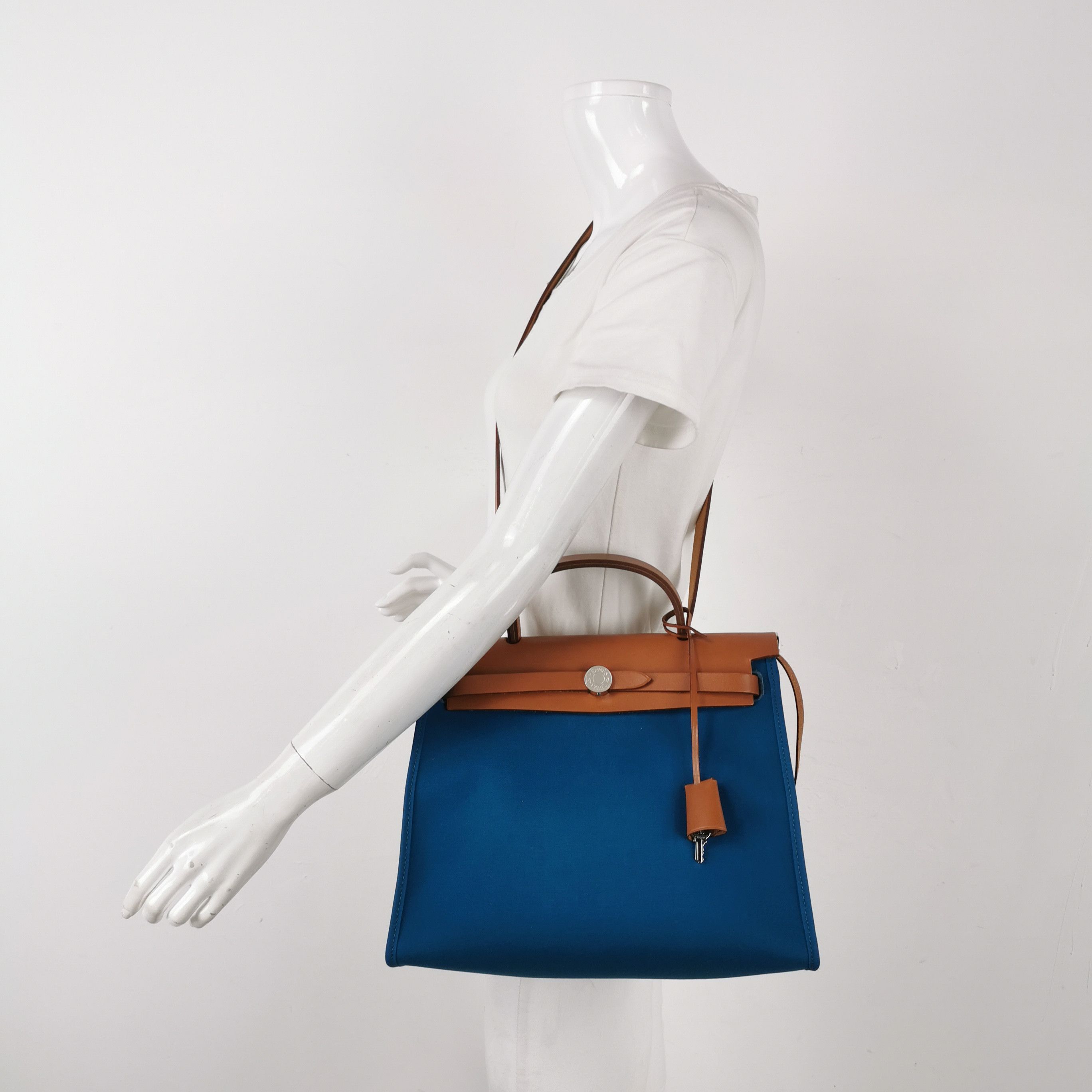 Hermes Hermes Women os Shoulder Bags Size ONE SIZE - 2 Thumbnail