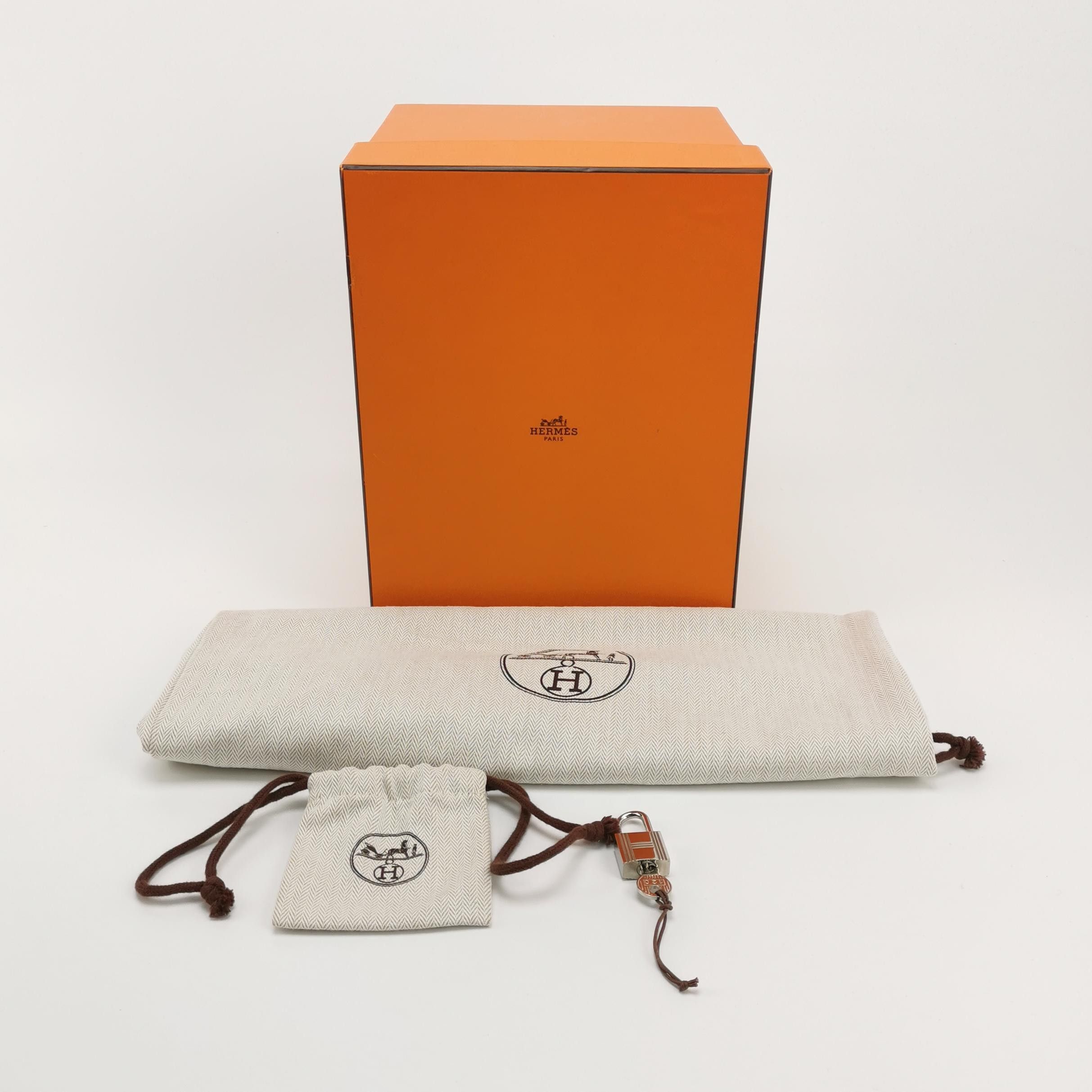 Hermes Hermes Women os Tote Bags Size ONE SIZE - 9 Thumbnail