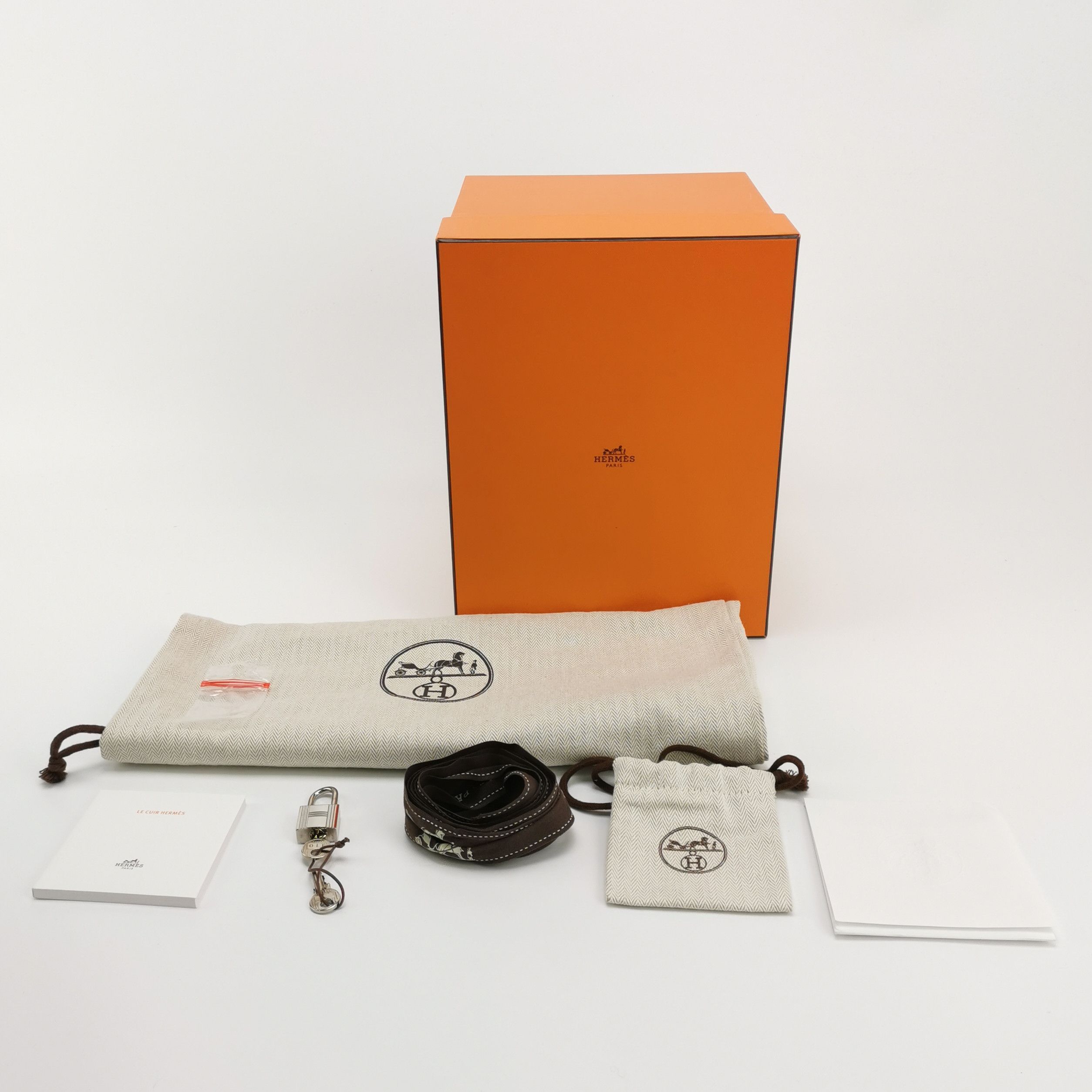Hermes Hermes Women os Tote Bags Size ONE SIZE - 9 Thumbnail