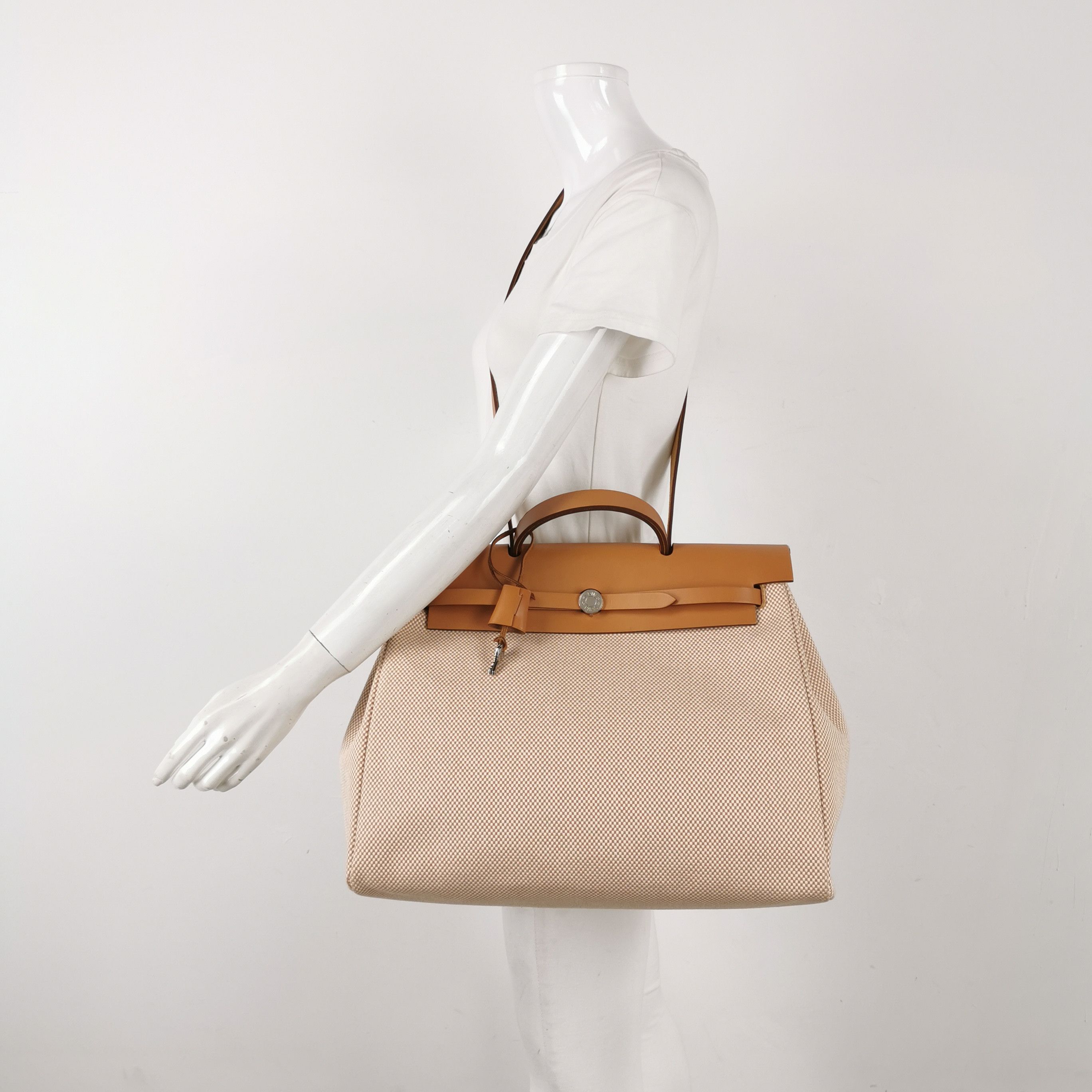 Hermes Hermes Women os Shoulder Bags Size ONE SIZE - 2 Thumbnail