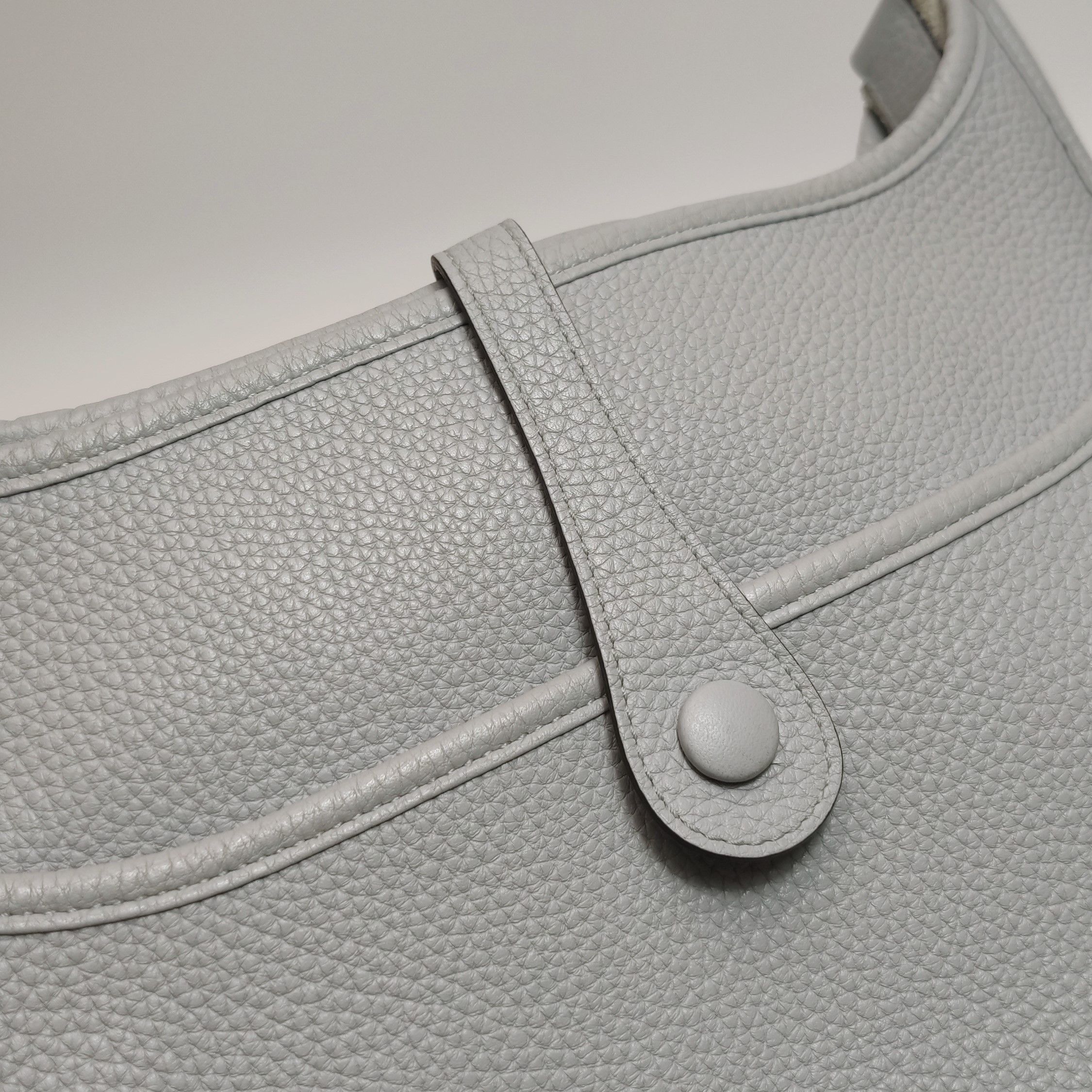 Hermes Hermes Women os Shoulder Bags Size ONE SIZE - 23 Thumbnail